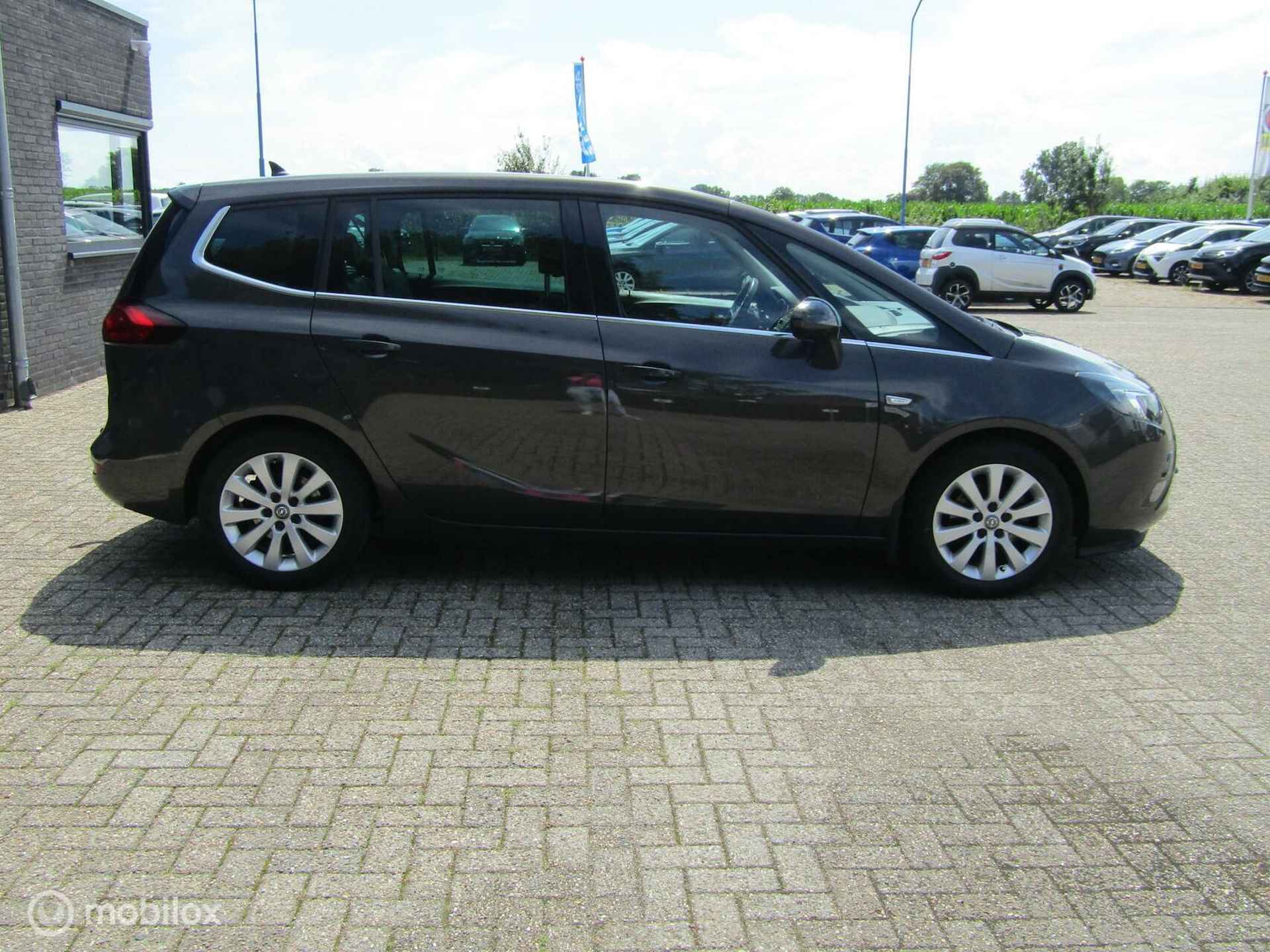 Opel Zafira Tourer 1.4T Cosmo | Camera, Leder, Panodak, Trekhaak, Xenon - 7/29