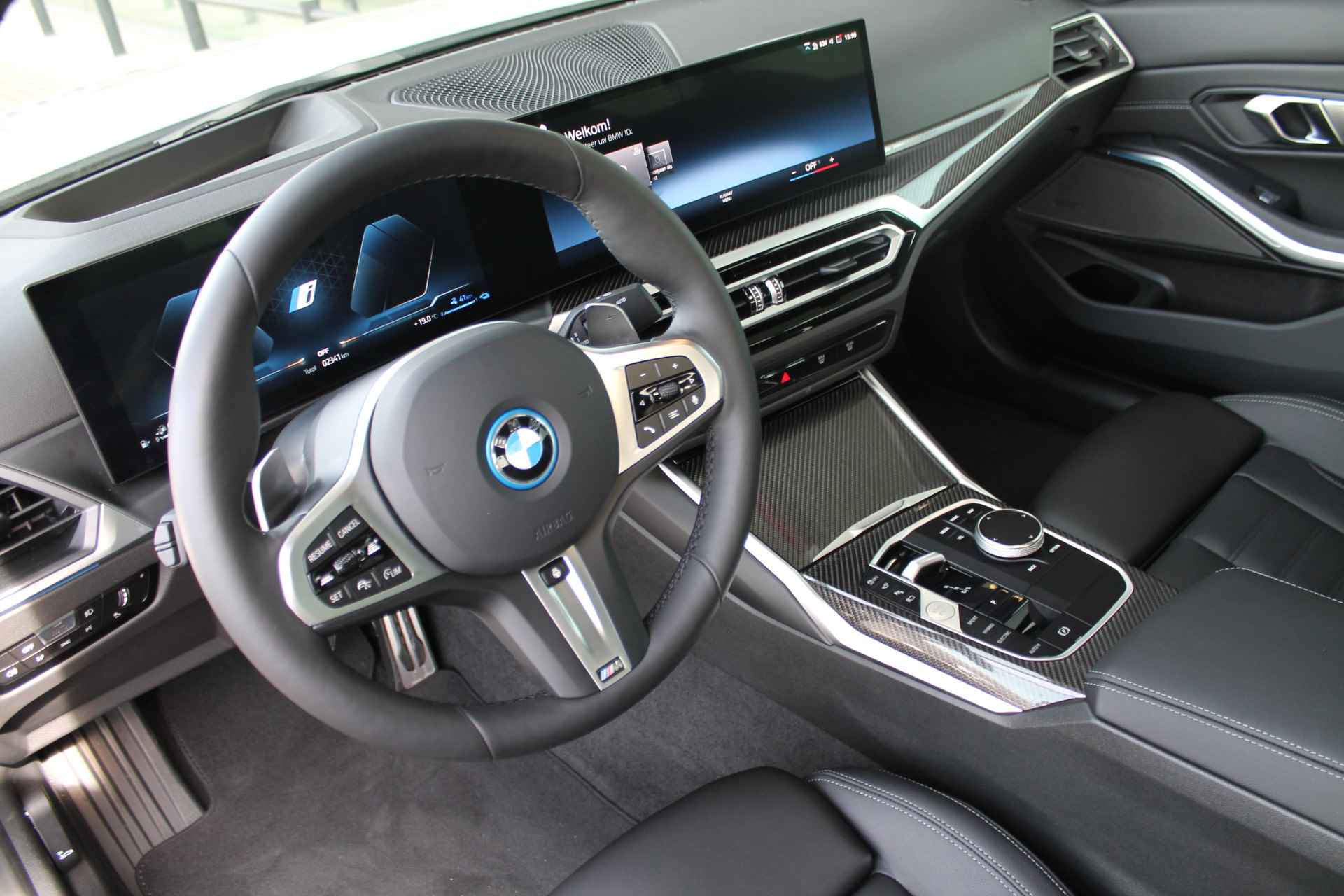 BMW 3-serie 320e High Executive M Sport Automaat / Schuif-kanteldak / Trekhaak / Sportstoelen / Stoelverwarming / Adaptieve LED / Active Cruise Control / Harman Kardon / Live Cockpit Professional - 8/20
