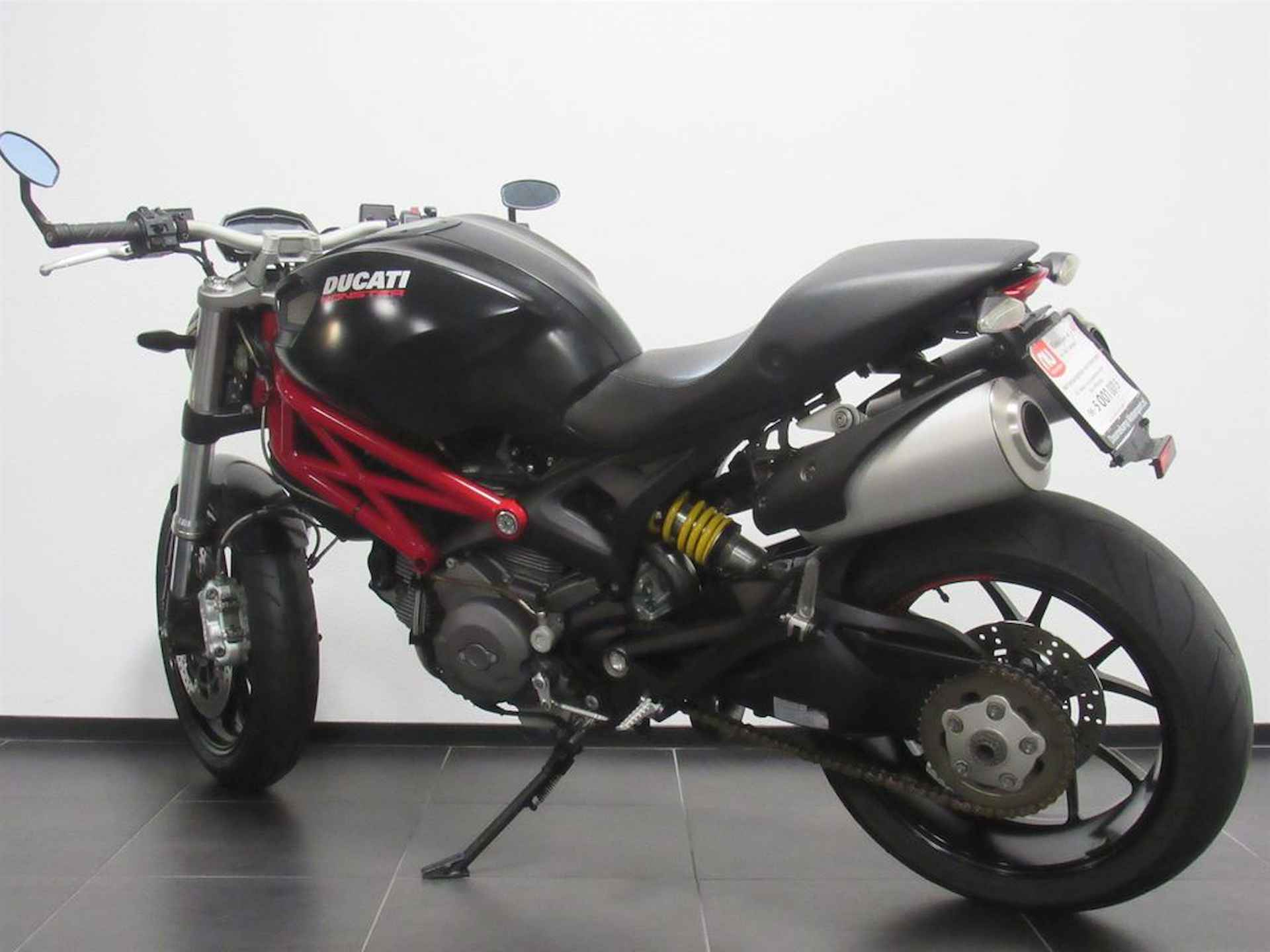 Ducati MONSTER 796 - 5/14