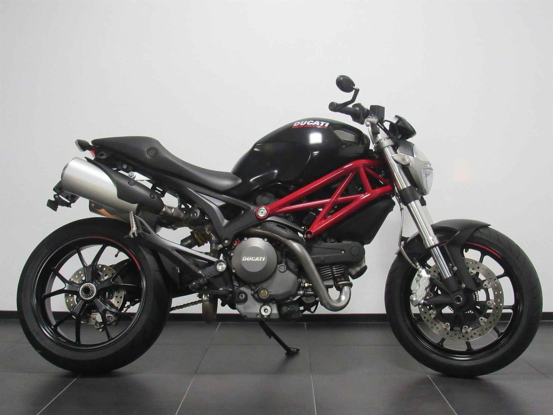 Ducati MONSTER 796 - 2011