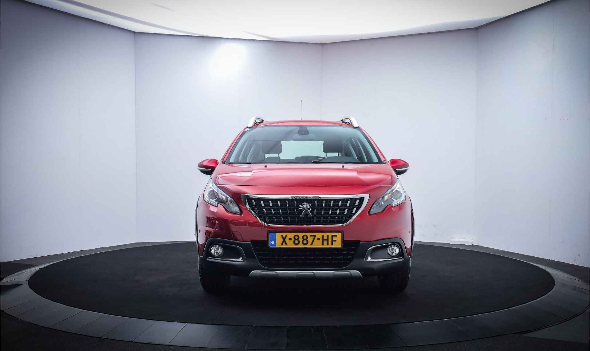 Peugeot 2008 1.2T Allure 130pk CARPLAY/CAMERA/TREKHAAK/NAVI/CLIMA/CRUISE/PDC V+A/LMV - 2/26