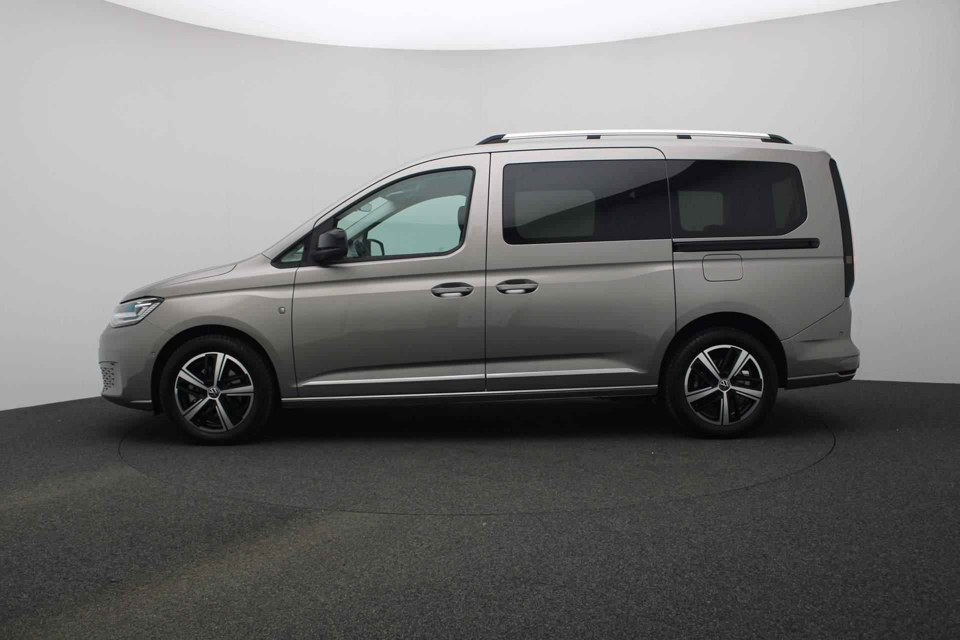 Volkswagen Caddy Maxi 7 pers. 1.5 TSI 114PK DSG | Pano | Schuifdeuren links/rechts | Leder/alcantara | Camera | Navi | Stoelverwarming | Digital Cockpit Pro - 13/37