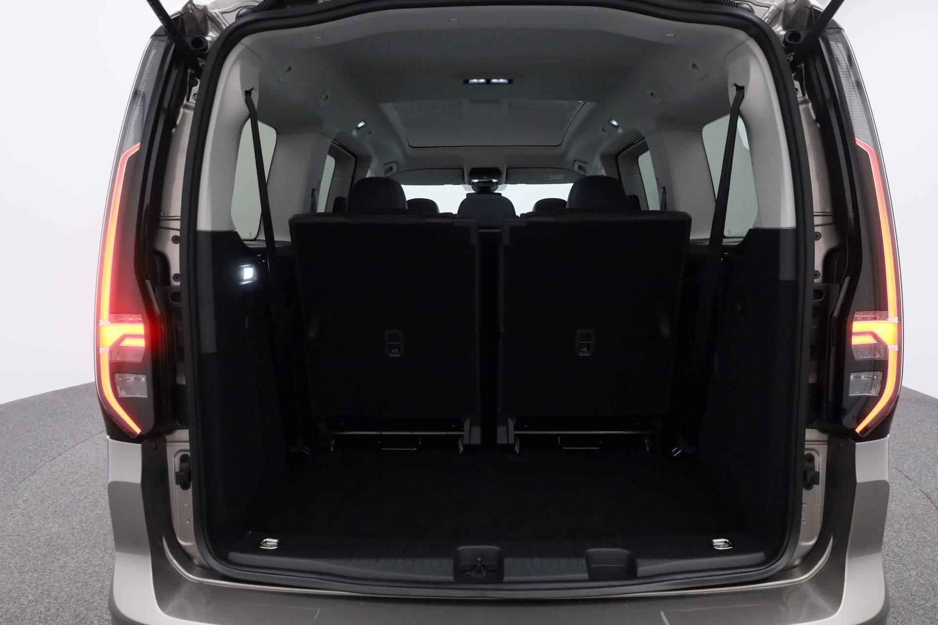 Volkswagen Caddy Maxi 7 pers. 1.5 TSI 114PK DSG | Pano | Schuifdeuren links/rechts | Leder/alcantara | Camera | Navi | Stoelverwarming | Digital Cockpit Pro - 37/37