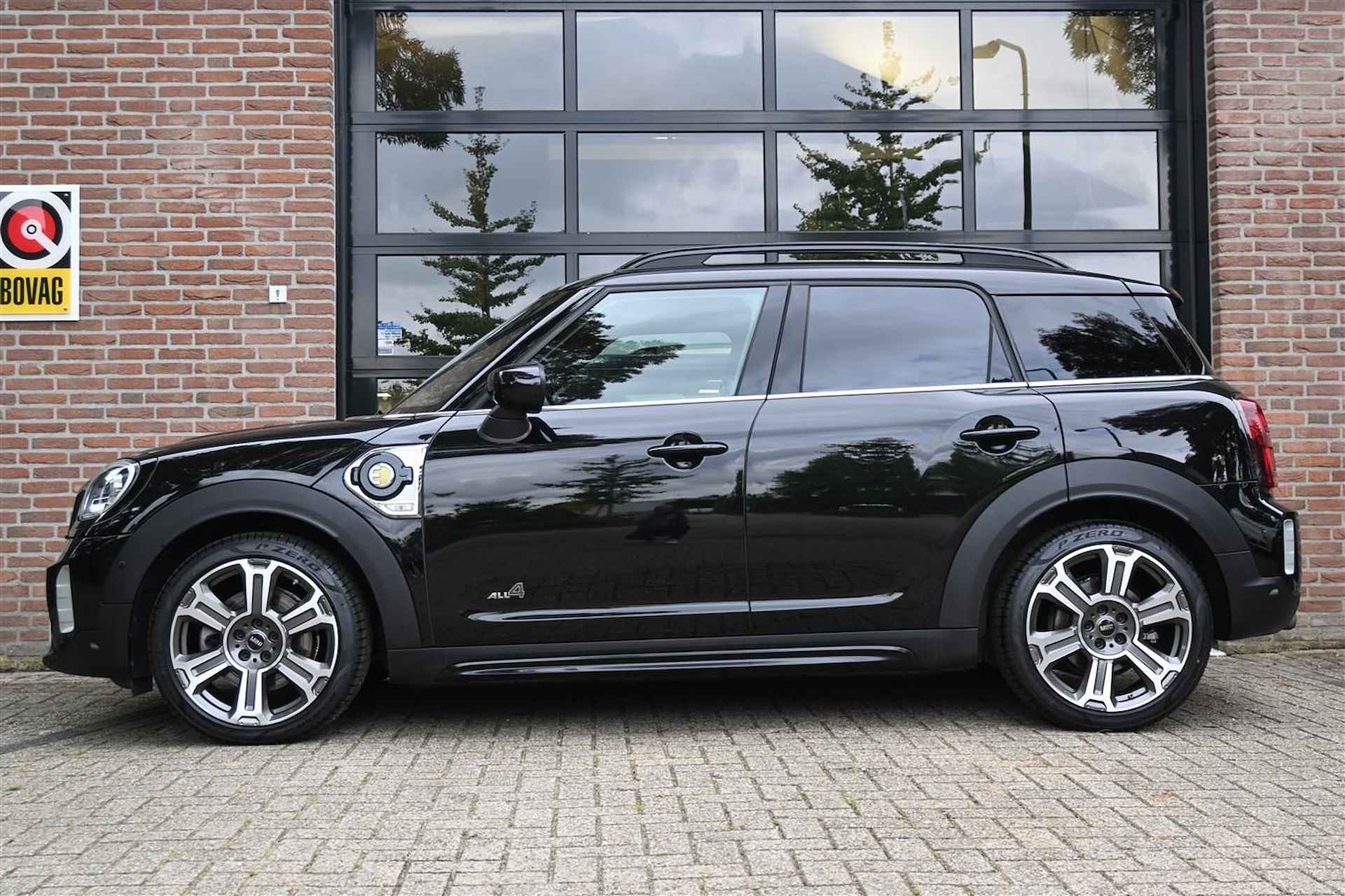 Mini Mini Countryman 2.0 Cooper S E ALL4 BLACKPACK Pano DigiDash A.Cruise ´21 - 9/45