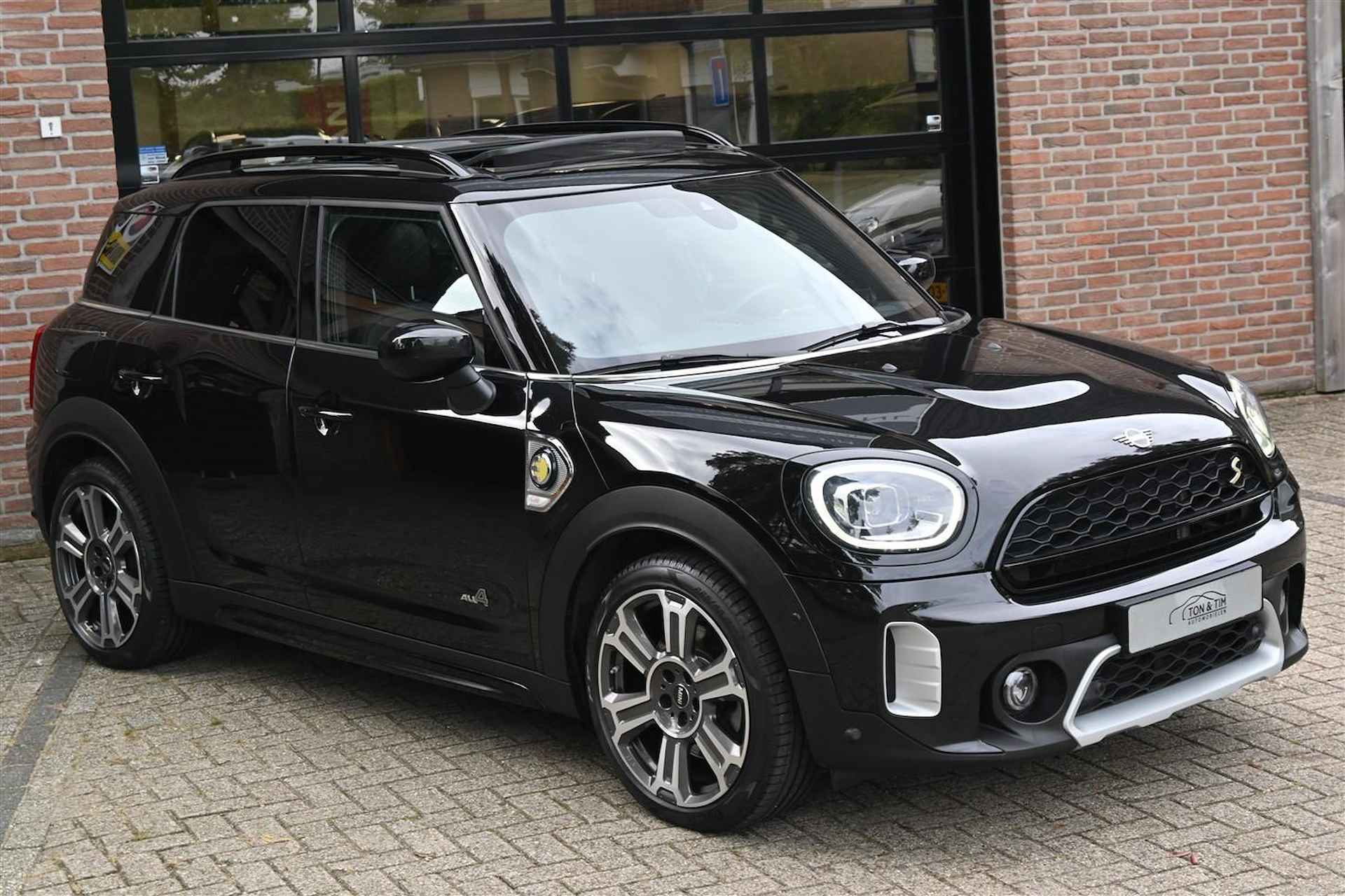 Mini Mini Countryman 2.0 Cooper S E ALL4 BLACKPACK Pano DigiDash A.Cruise ´21 - 29/45