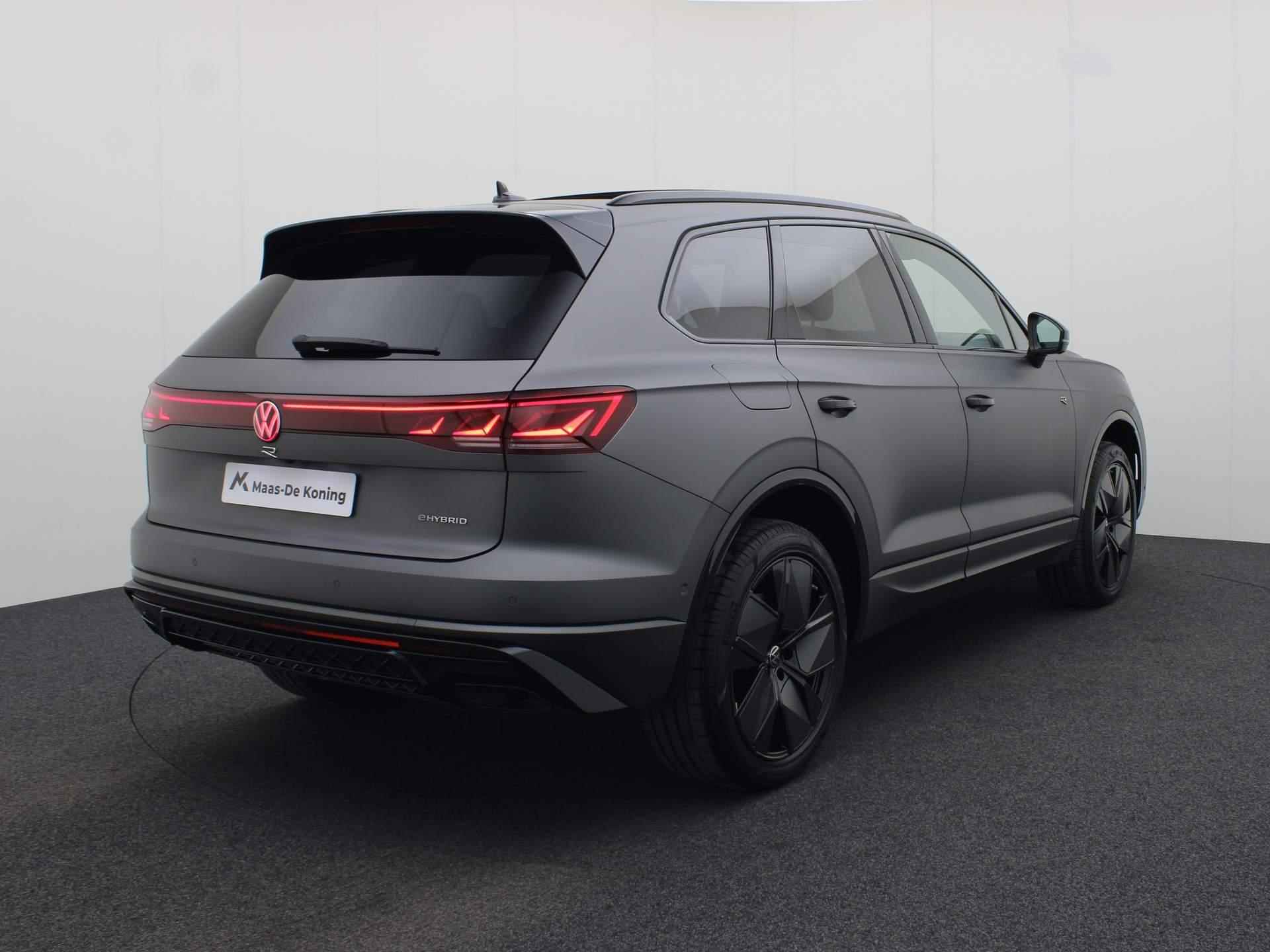 Volkswagen Touareg 3.0 TSieHybrid 340kW/462PK 4MOTION R DSG · Panoramadak · Leder · Luchtvering · Garantie tot januari 2029 of 100000km - 3/58