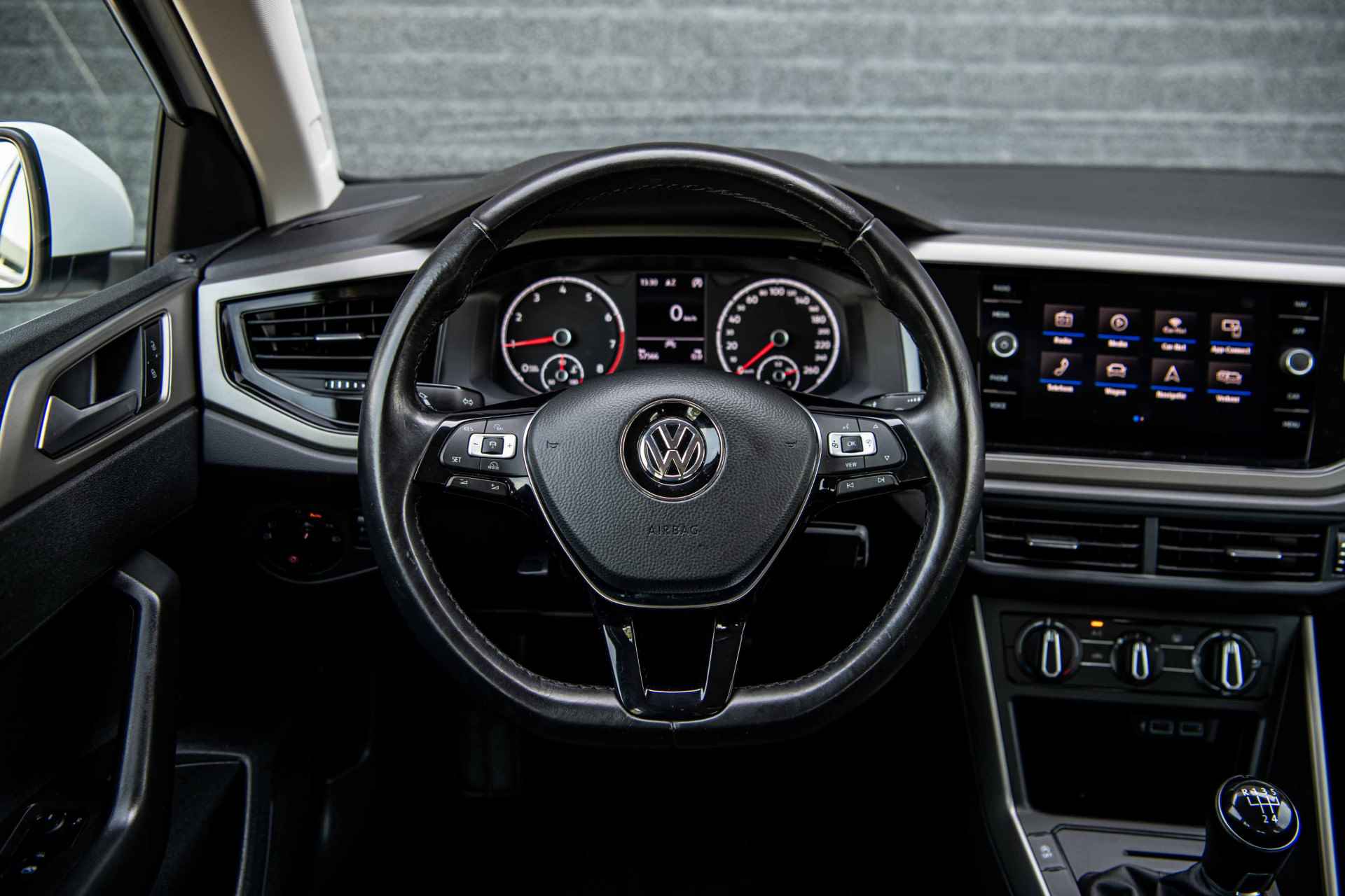 Volkswagen Polo 1.0 TSi 95 pk Comfortline Executive | Camera | Navigatie | Parkeersensoren - 7/41