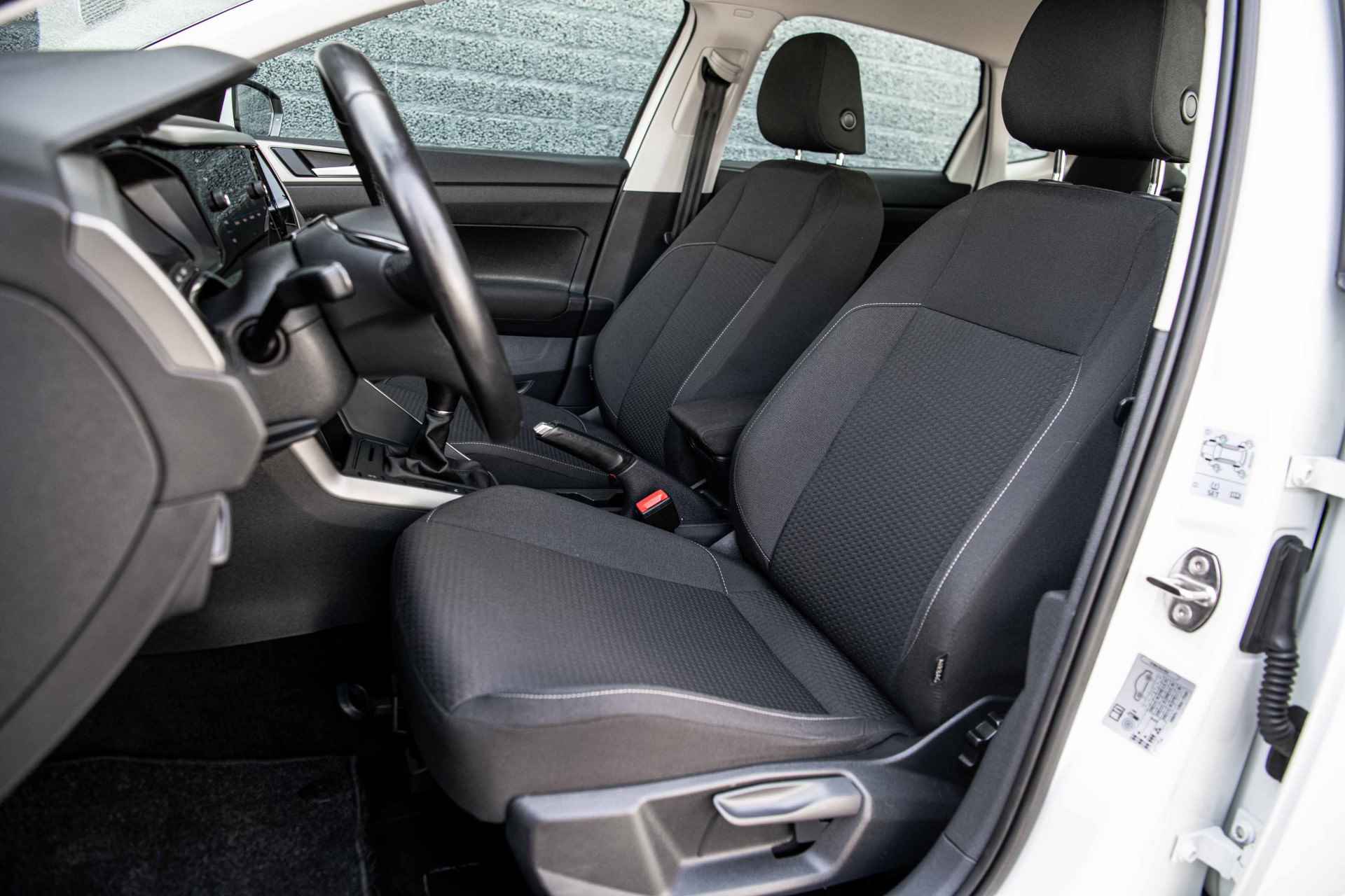 Volkswagen Polo 1.0 TSi 95 pk Comfortline Executive | Camera | Navigatie | Parkeersensoren - 8/41