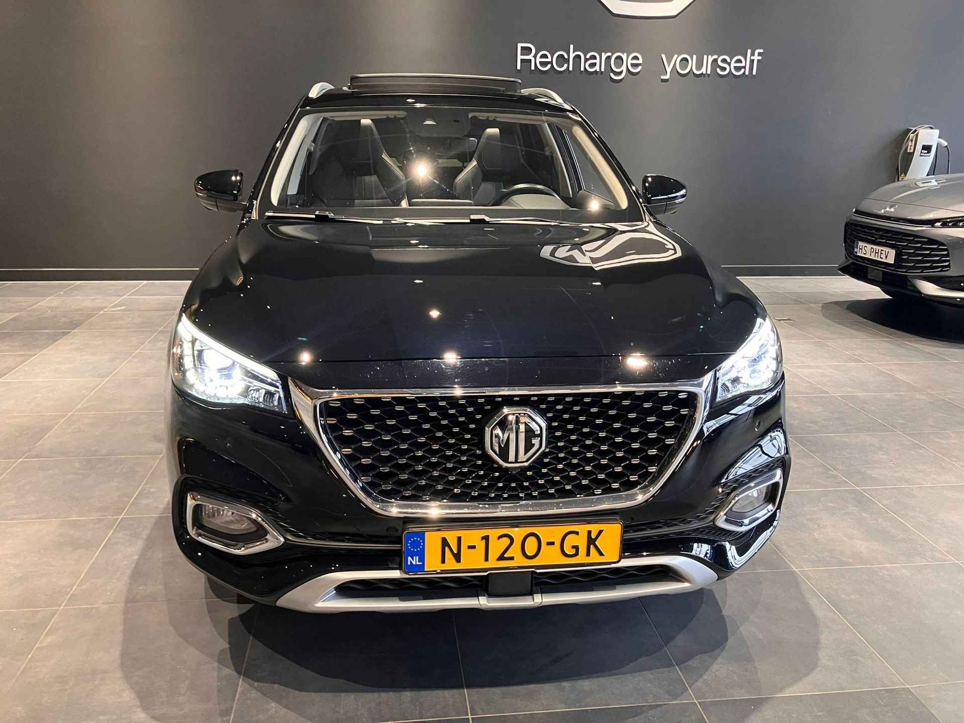 MG EHS 1.5 TGDI Luxury Panodak - 360 camera - 1e eigenaar - Navigatie - Stoelverwarming - 4/19