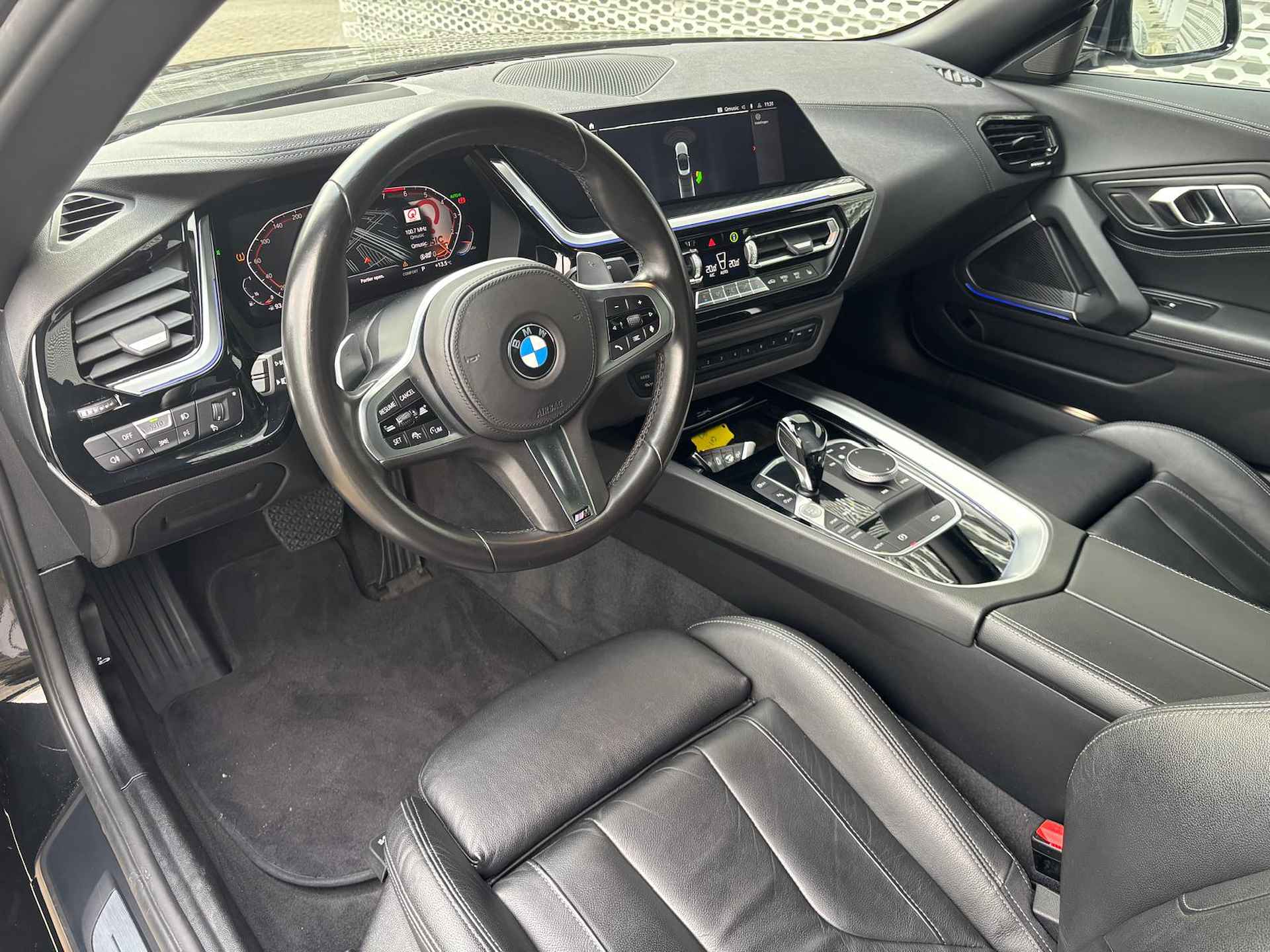 BMW Z4 Roadster sDrive30i 259PK High Executive / Digitale Cockpit / Lederen Bekleding / 18" LMV / Parkeersensoren V+A / Stoelverwarming / LED - 12/27