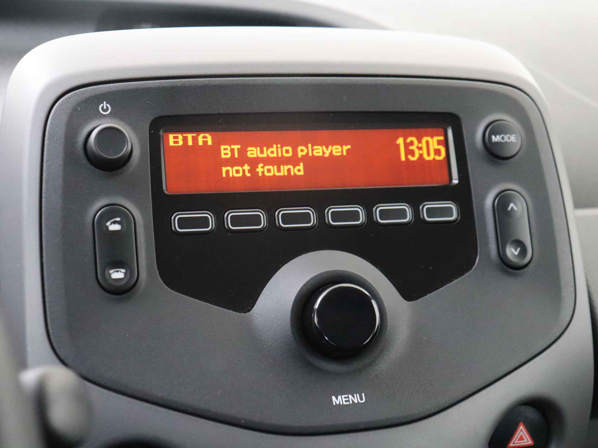 Peugeot 108 1.0 e-VTi Active | 72PK | Radio | Centr. deurvergrendeling | Elektr. Ramen | Dealer onderhouden | - 11/40