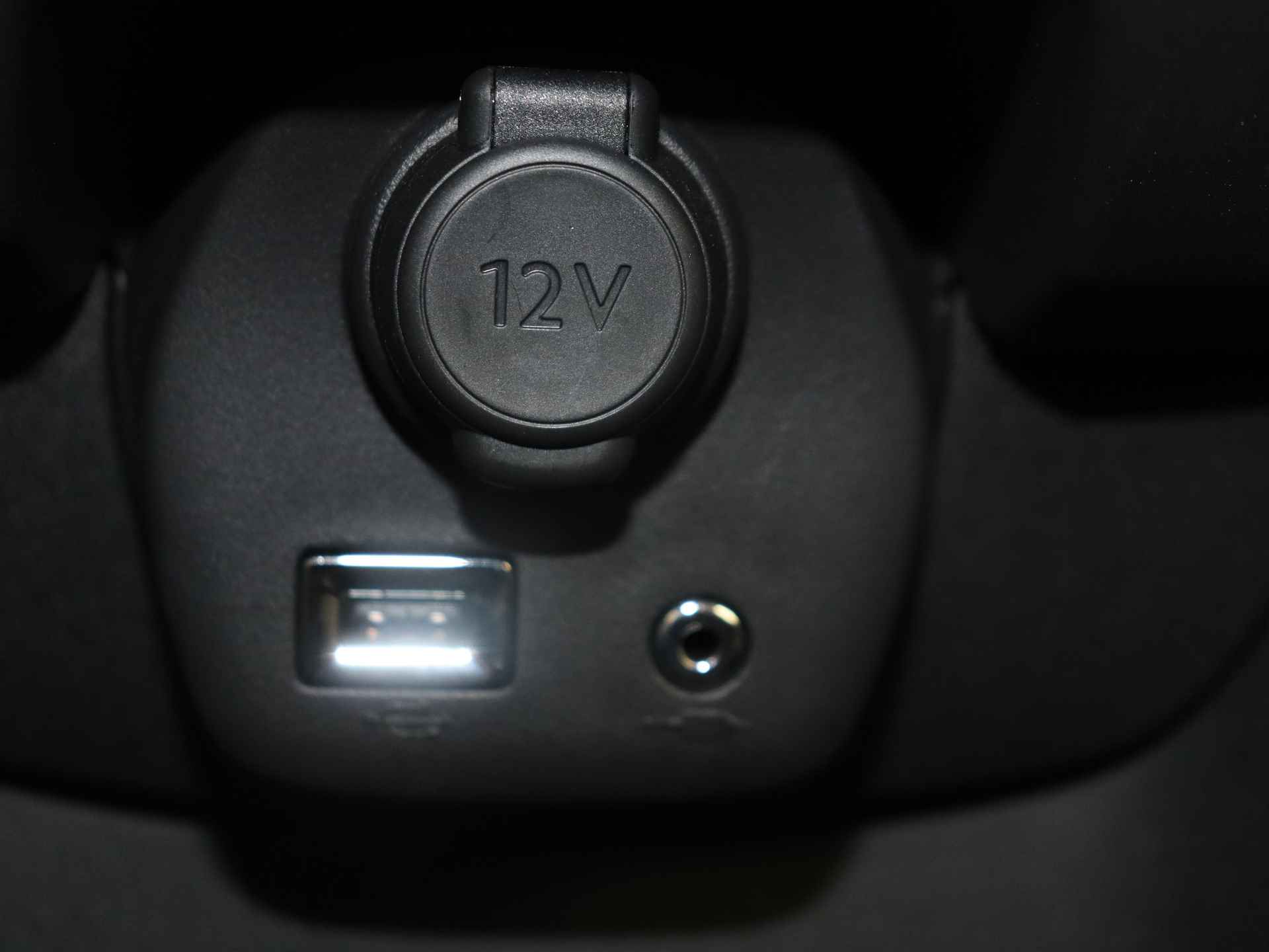 Peugeot 108 1.0 e-VTi Active | 72PK | Radio | Centr. deurvergrendeling | Elektr. Ramen | Dealer onderhouden | - 34/40