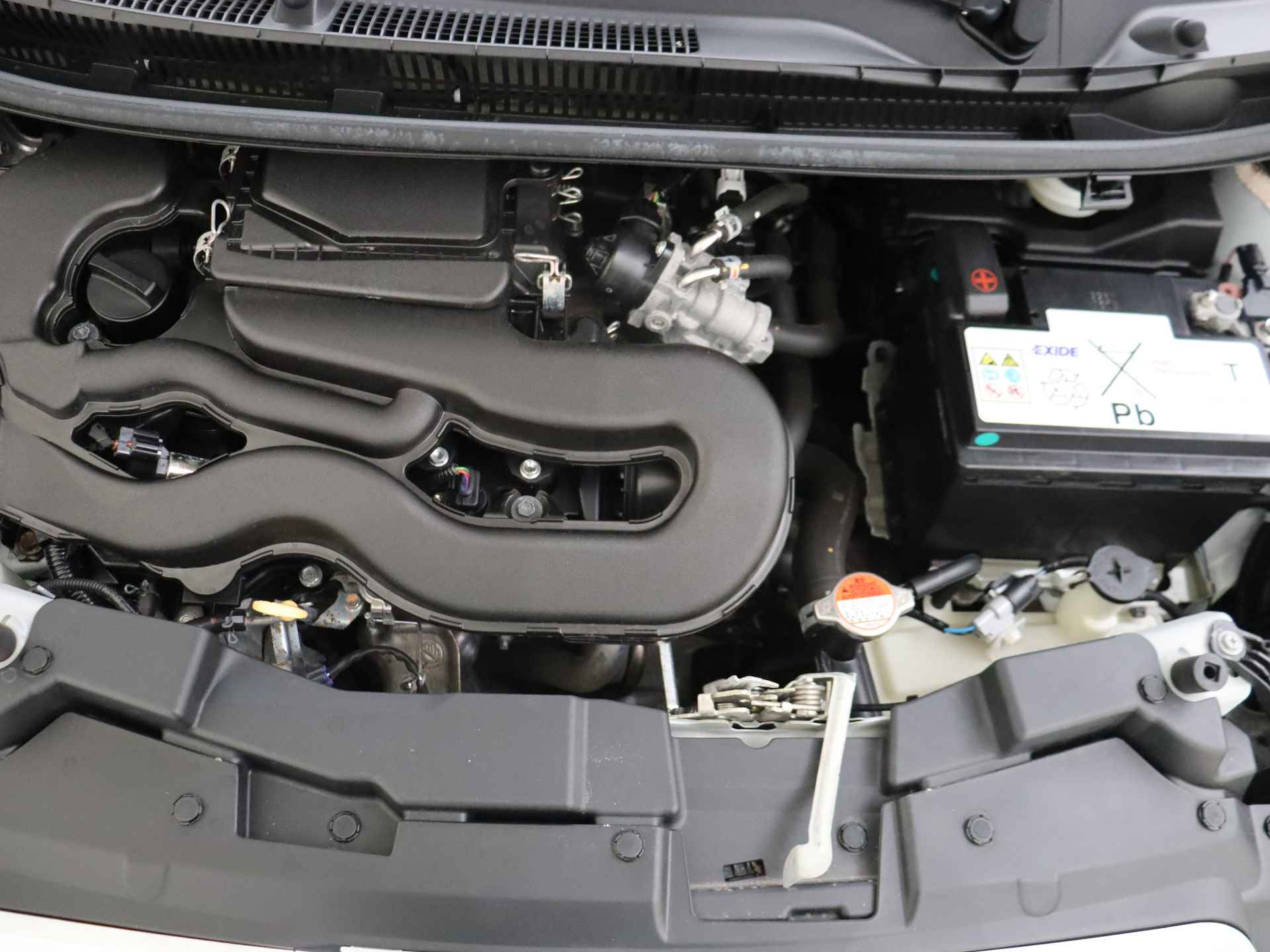 Peugeot 108 1.0 e-VTi Active | 72PK | Radio | Centr. deurvergrendeling | Elektr. Ramen | Dealer onderhouden | - 39/40