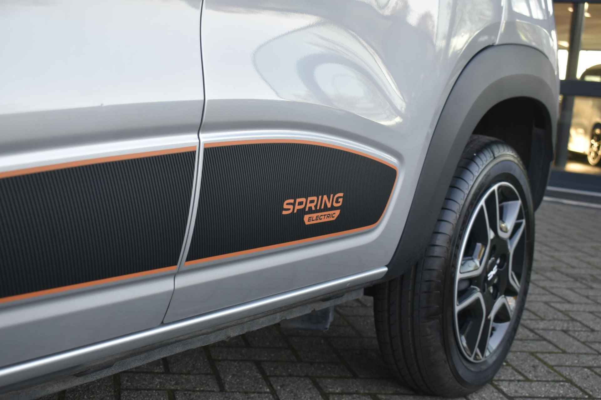 Dacia Spring Comfort Plus (Orange Pack) 27 kWh / Navigatie / Camera - 20/37