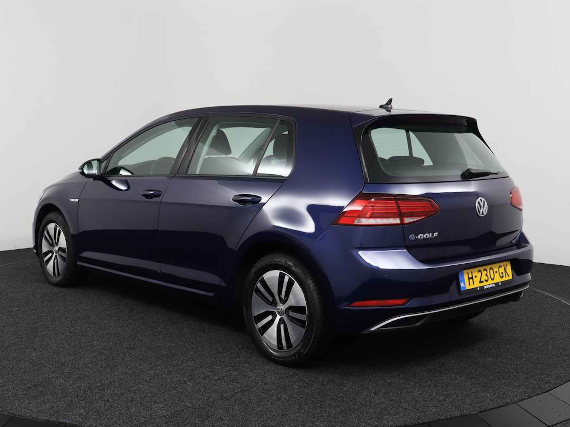 Volkswagen e-Golf E-DITION - 10/41