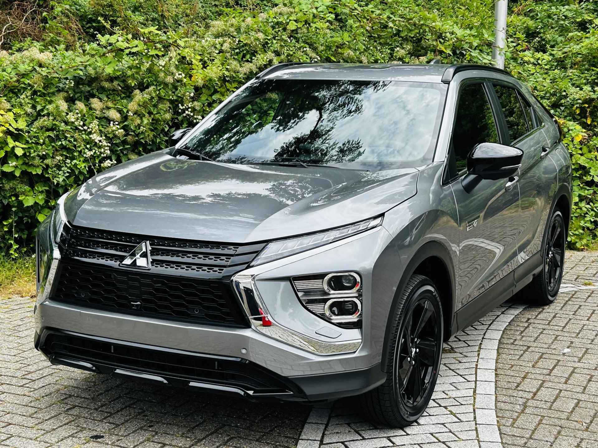 Mitsubishi Eclipse Cross 2.4 PHEV Black Edition | € 8000 ,- VOORRAAD KORTING | AUTOMAAT | BLINDSPOT | NOODREMSYSTEEM | 4X4 | 360 GRADEN CAMERA | STOEL & STUURVERWARING | - 2/34