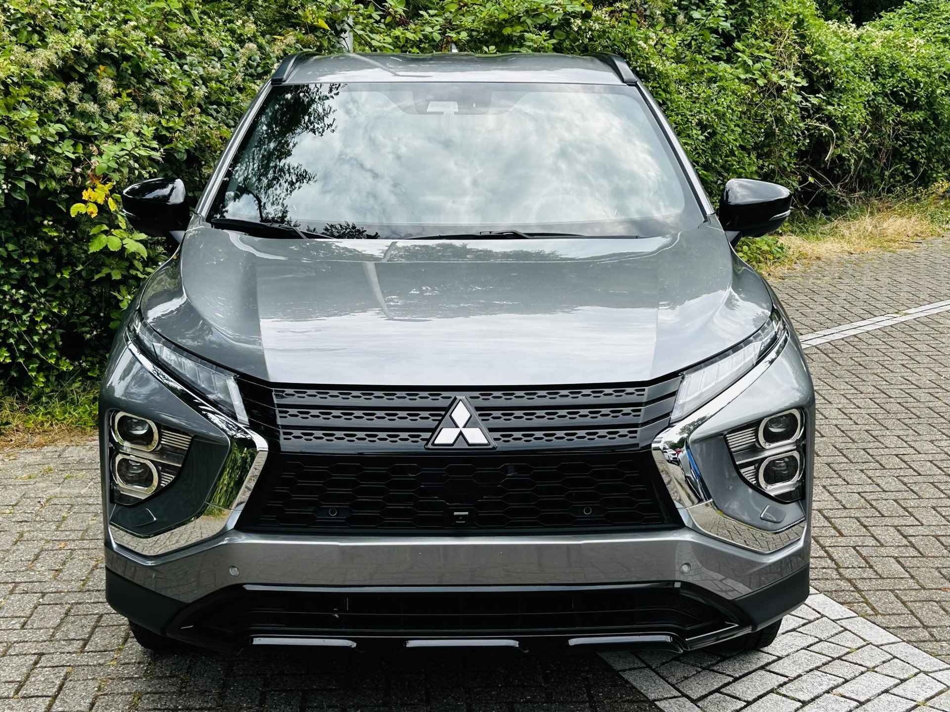 Mitsubishi Eclipse Cross 2.4 PHEV Black Edition | € 8000 ,- VOORRAAD KORTING | AUTOMAAT | BLINDSPOT | NOODREMSYSTEEM | 4X4 | 360 GRADEN CAMERA | STOEL & STUURVERWARING | - 4/34