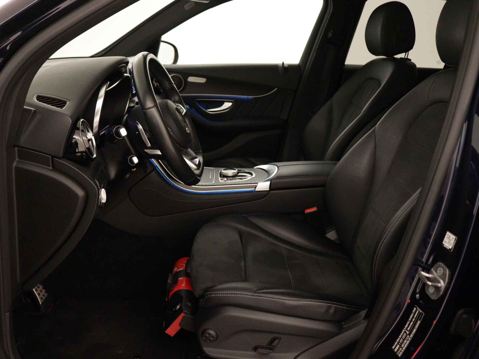 Mercedes-Benz GLC 250 4Matic AMG Line Limited | Stoelverwarming | Trekhaak | Panorama schuif-/kanteldak | Inclusief 24 MB Premium Certified garantie voor Europa. - 15/40