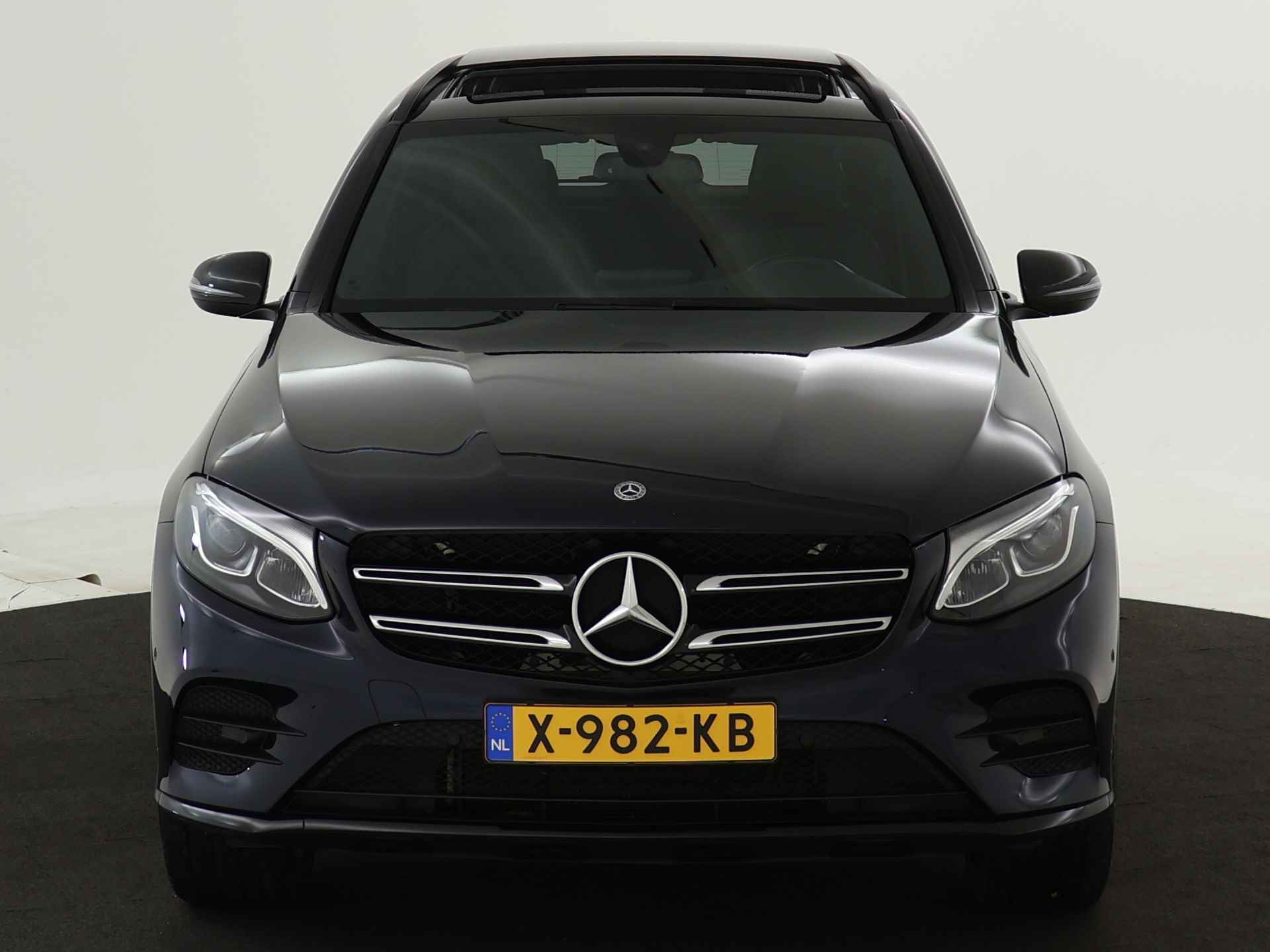 Mercedes-Benz GLC 250 4Matic AMG Line Limited | Stoelverwarming | Trekhaak | Panorama schuif-/kanteldak | Inclusief 24 MB Premium Certified garantie voor Europa. - 23/40
