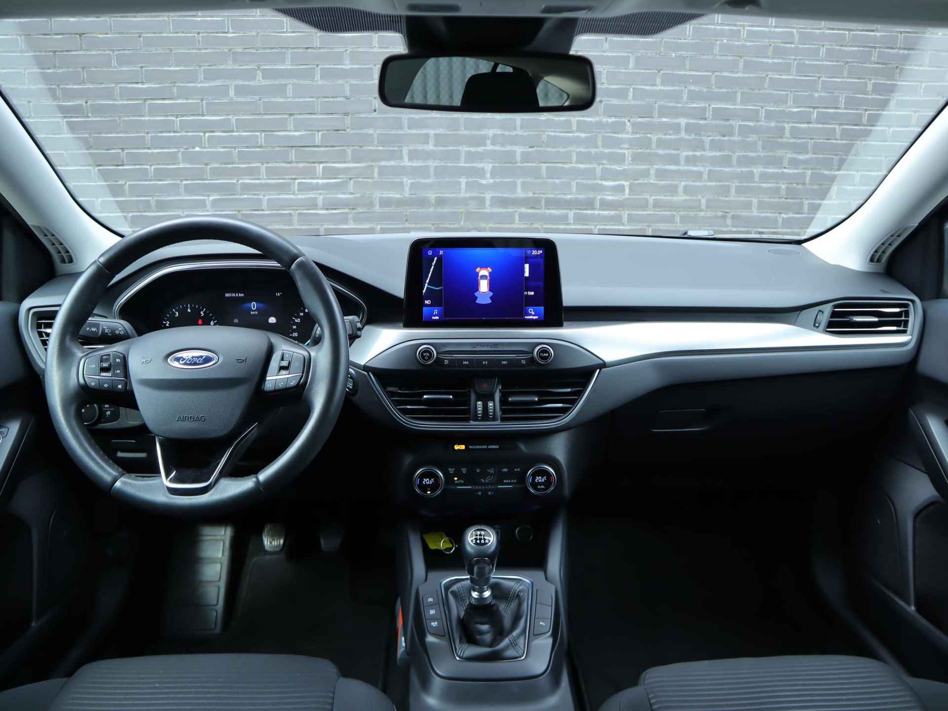 Ford Focus Wagon 1.0 EcoBoost Titanium Business 125pk | Climate control | 17inch lichtmetalen velgen | Navigatie | Parkeer sensoren | Led-koplampen | Keyless entry - 15/46