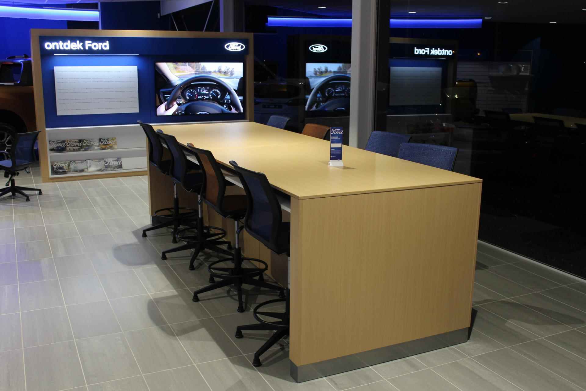 Ford Focus Wagon 1.0 EcoBoost Titanium Business 125pk | Climate control | 17inch lichtmetalen velgen | Navigatie | Parkeer sensoren | Led-koplampen | Keyless entry - 42/46