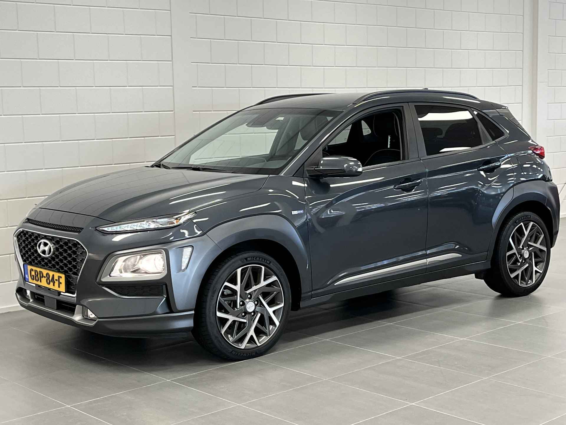 Hyundai KONA 1.6 GDI HEV Fashion Design NAVIGATIE | HALF LEDER | 18 INCH VELGEN | STOERE CROSSOVER! - 4/44