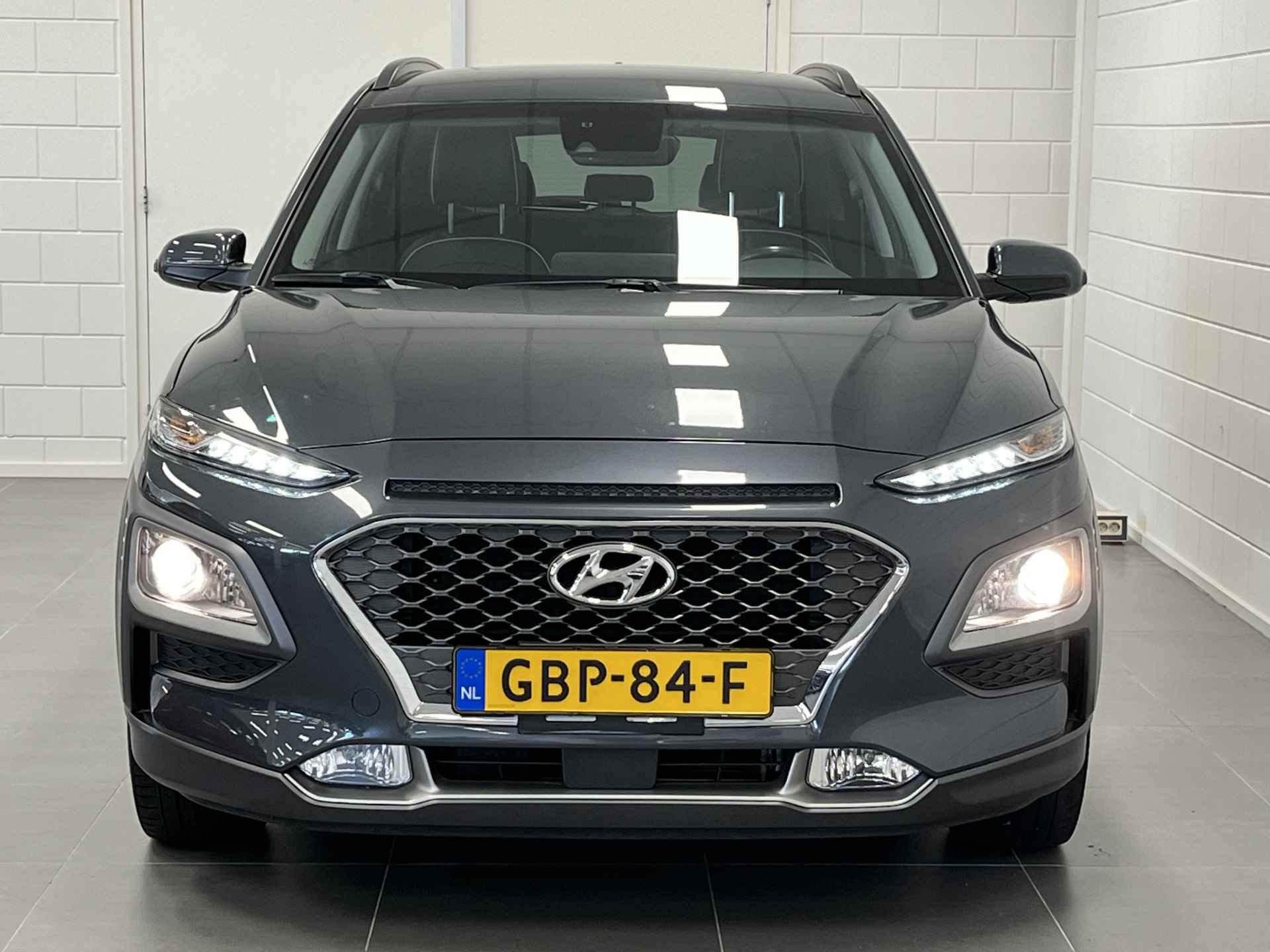 Hyundai KONA 1.6 GDI HEV Fashion Design NAVIGATIE | HALF LEDER | 18 INCH VELGEN | STOERE CROSSOVER! - 40/44