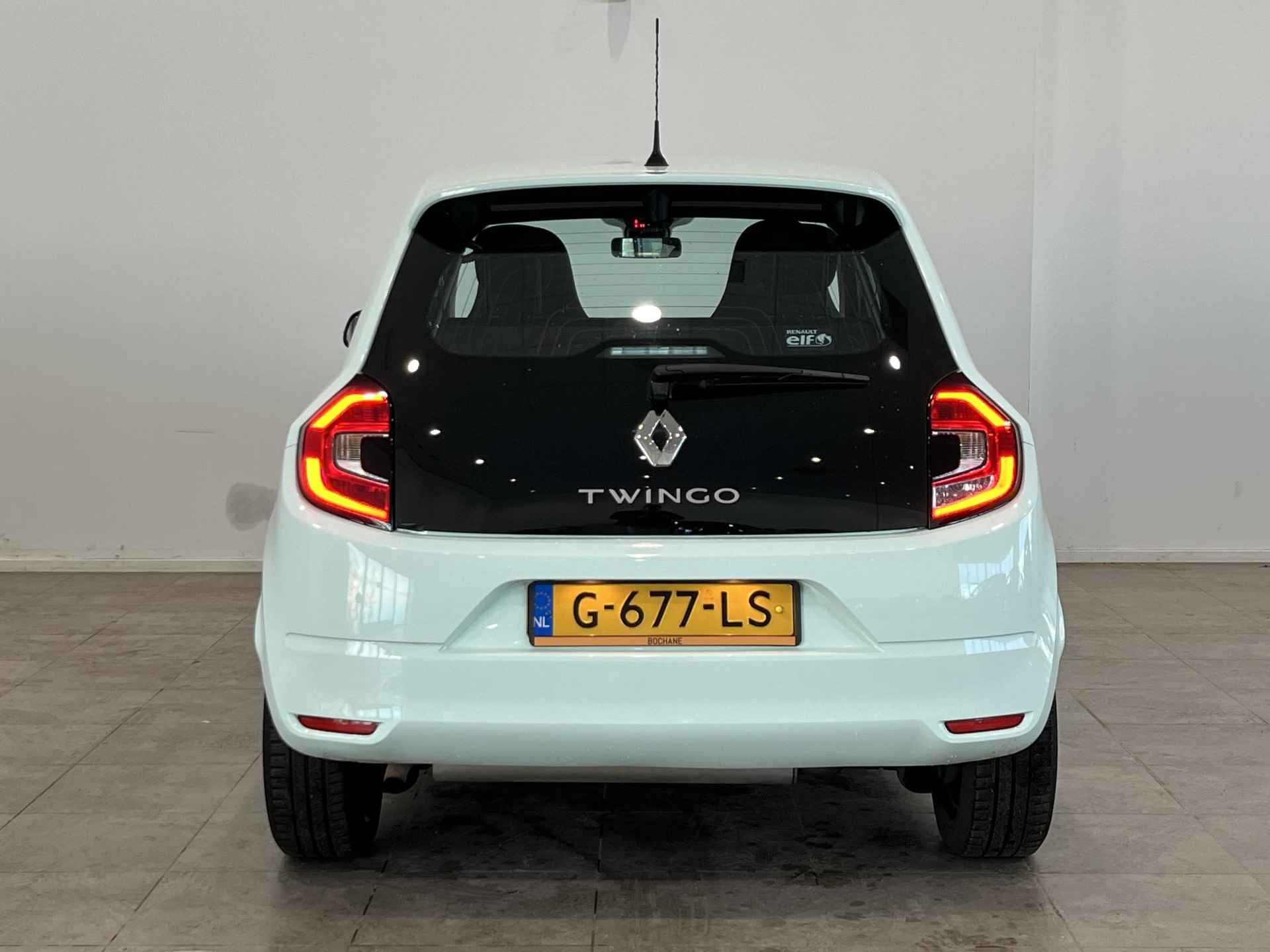 Renault Twingo 1.0 SCe 75 Collection | All season banden | Airco | Radio-USB | Bluetooth | 1e eigenaar + dealer onderhouden! - 5/25