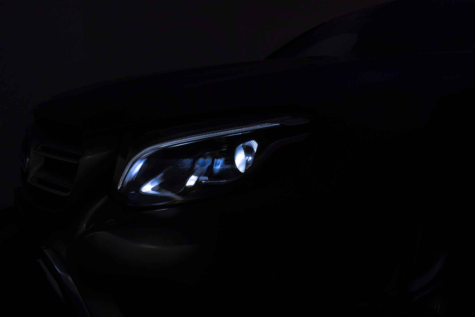 Mercedes-Benz GLC 250 9G-Tr. 4MATIC LUXURY Plus FULL LED/LEDER/NAVI/STOELVERW./PRIVATE GLASS/PDC V+A/LMV - 13/24
