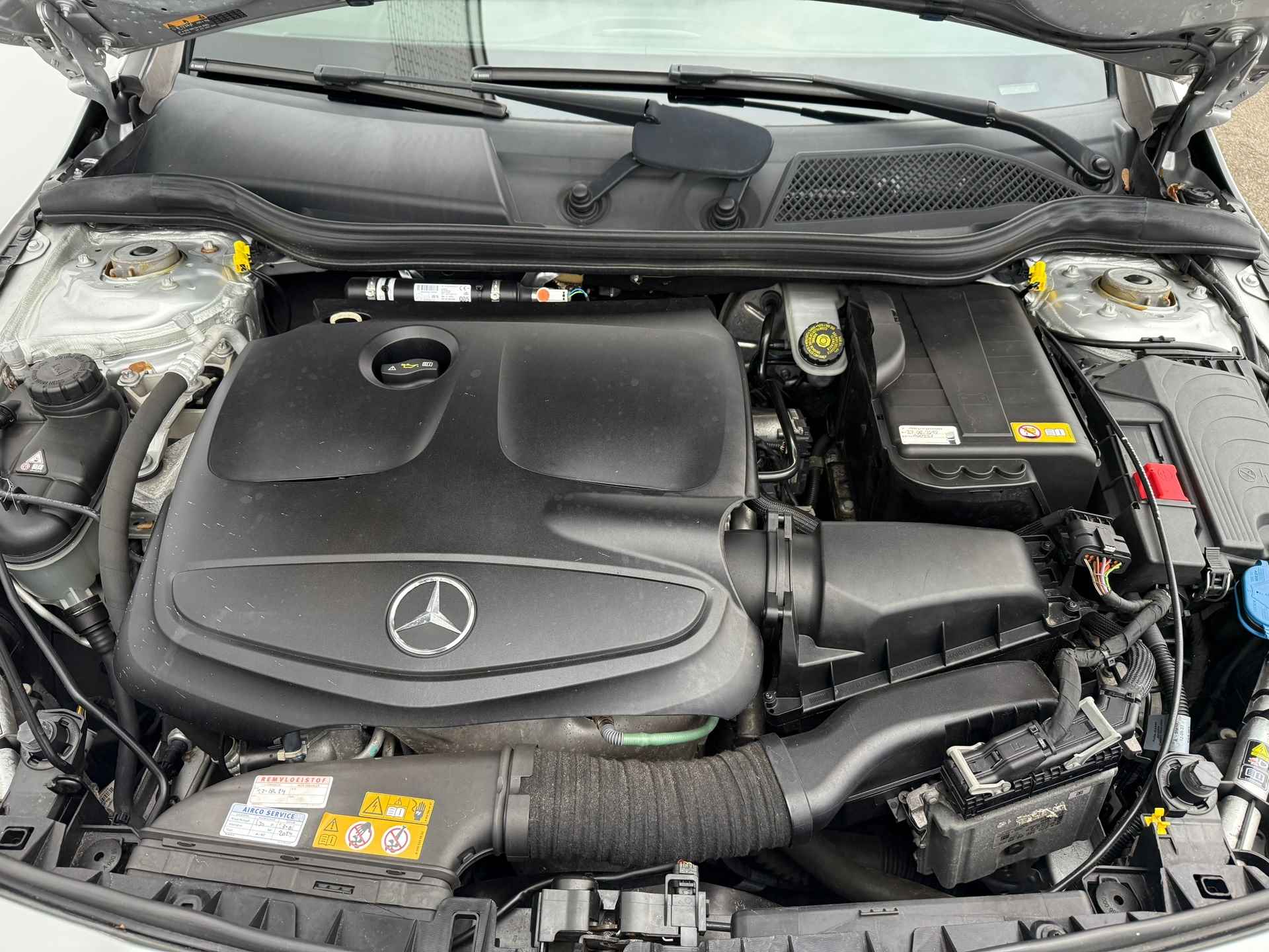 Mercedes-Benz CLA-klasse 200 Edition 1 LED | Xenon | Clima | Navigatie | Parkeersensoren | Stoelverwarming !! - 16/26