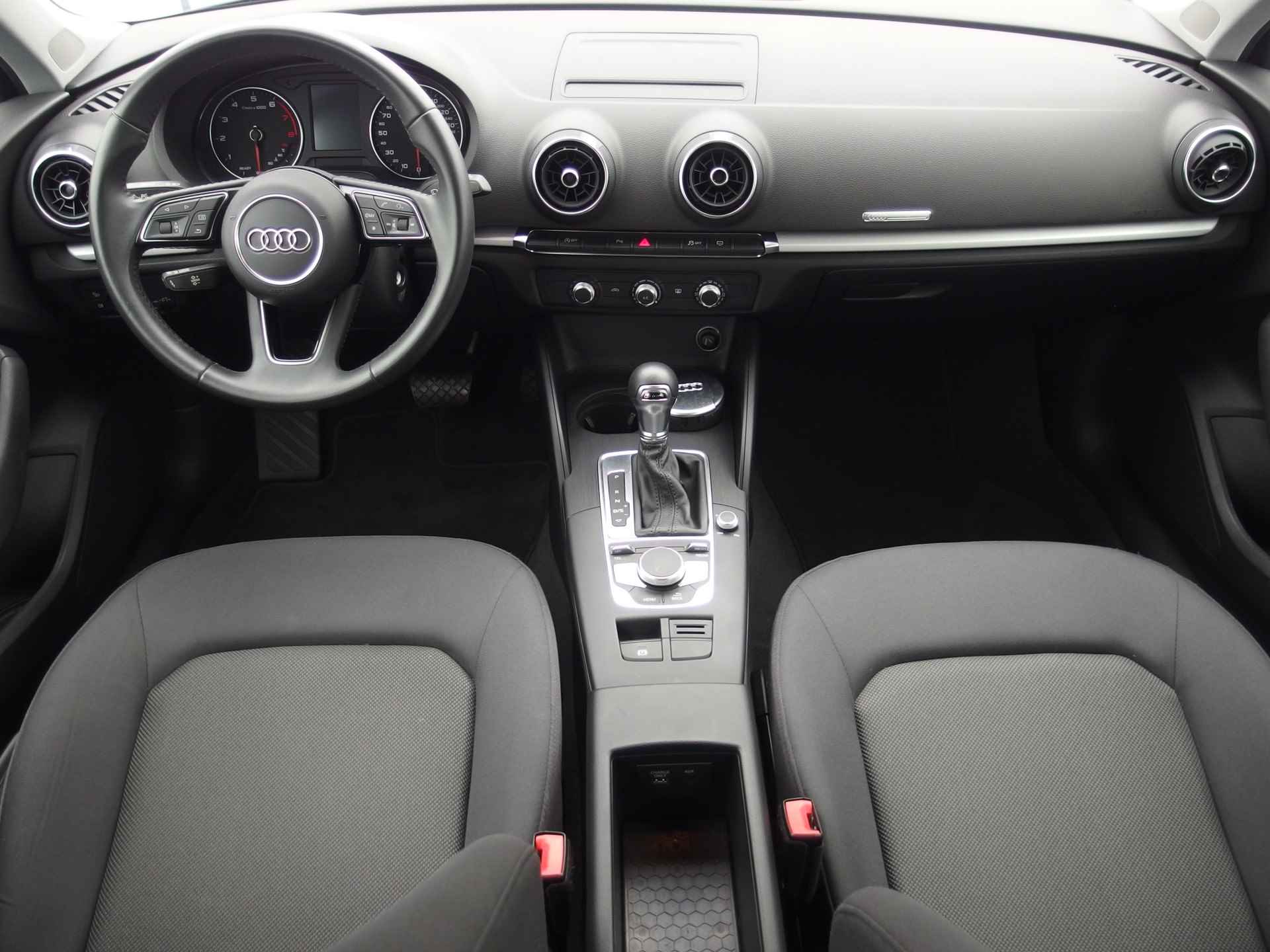 Audi A3 Sportback 1.5 TFSI CoD AUTOMAAT / CAMERA / XENON / PDC / CRUISE / AIRCO / GR NAVI - 21/44