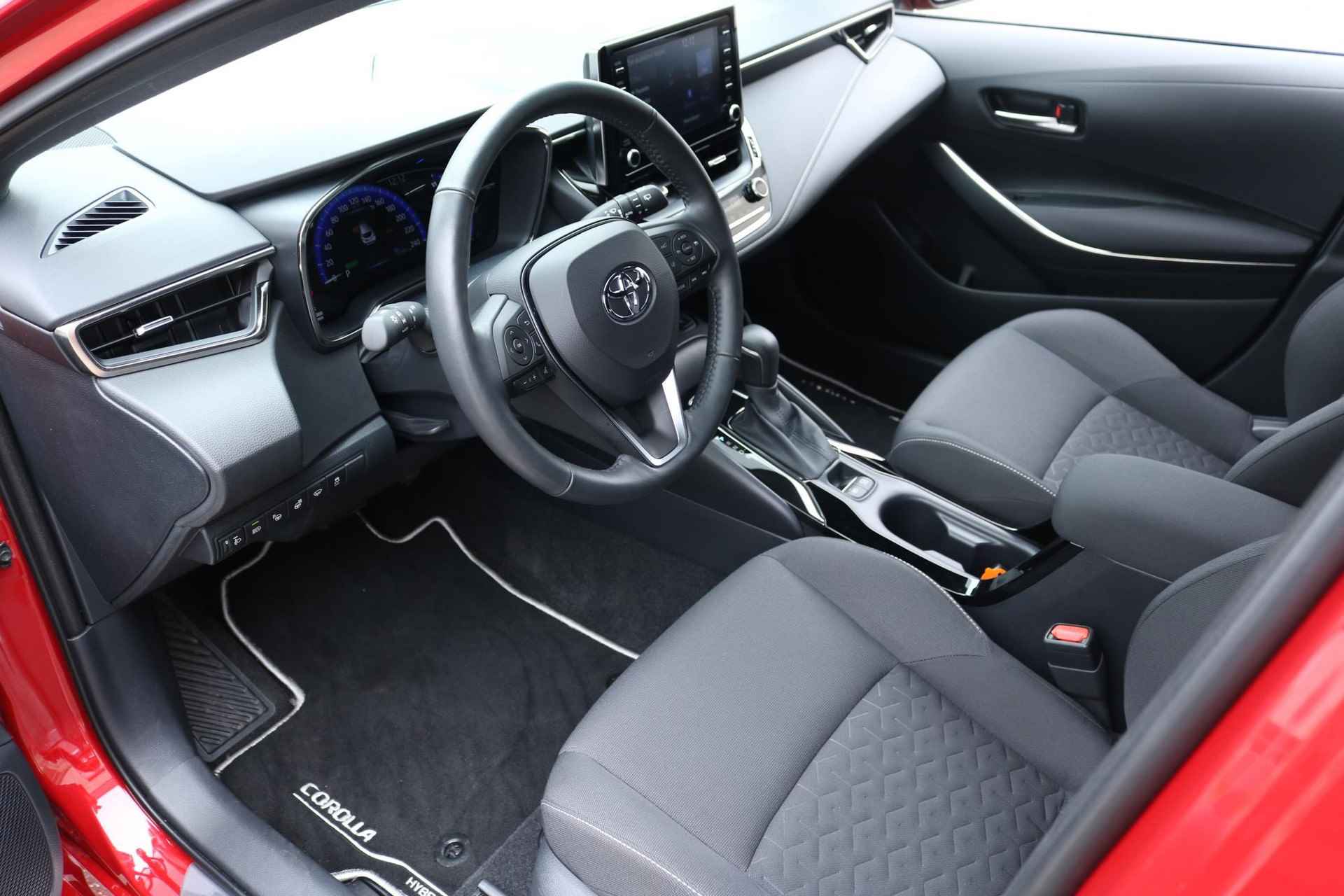 Toyota Corolla 1.8 Hybrid Style | Stuur-stoel-ruitverwarming | - 9/45