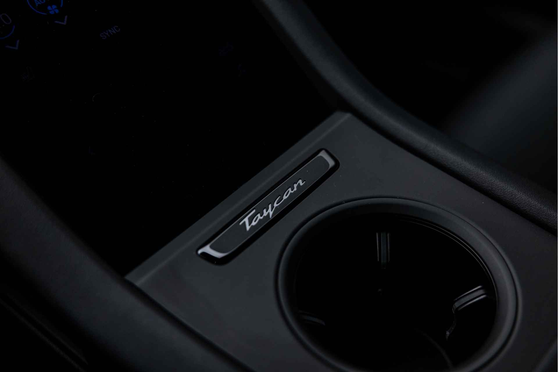 Porsche Taycan Cross Turismo 4S 93 kWh | Pano | InnoDrive | Bose | Surround View - 32/47