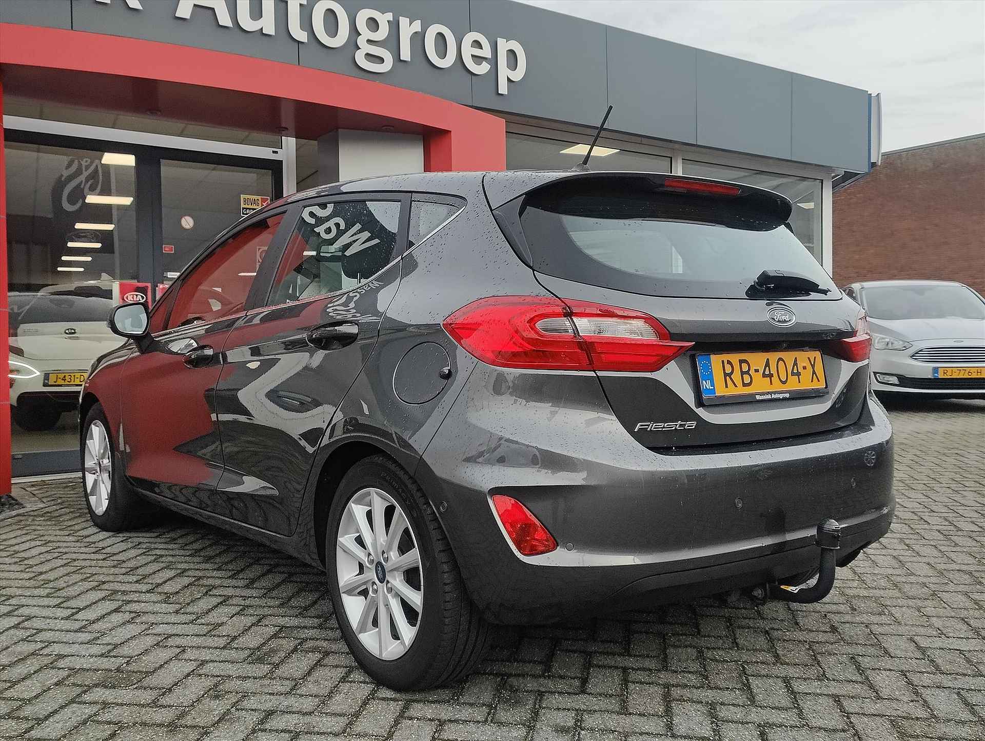 FORD Fiesta 1.0 EcoBoost 100pk Automaat | Titanium | Trekhaak | Camera | PDC Voor + Achter | Automaat | Cruise Control | Climate Control | Navi By App | Carplay | - 4/37