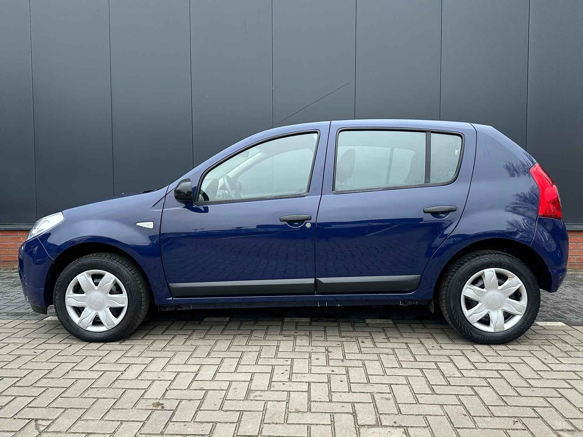 Dacia Sandero 1.2 Ambiance (12 mnd BOVAG garantie) - 9/29