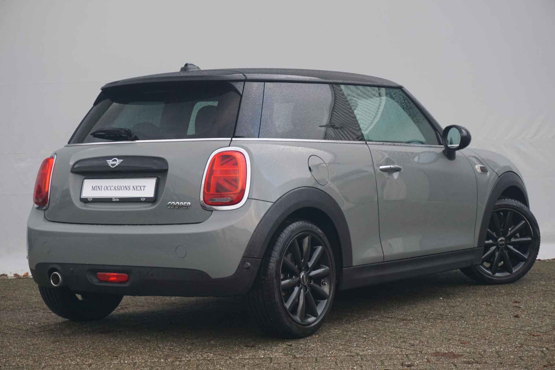 Mini 3-deurs 1.5 Cooper Salt / Navigatie / Parkeersensoren - 2/26