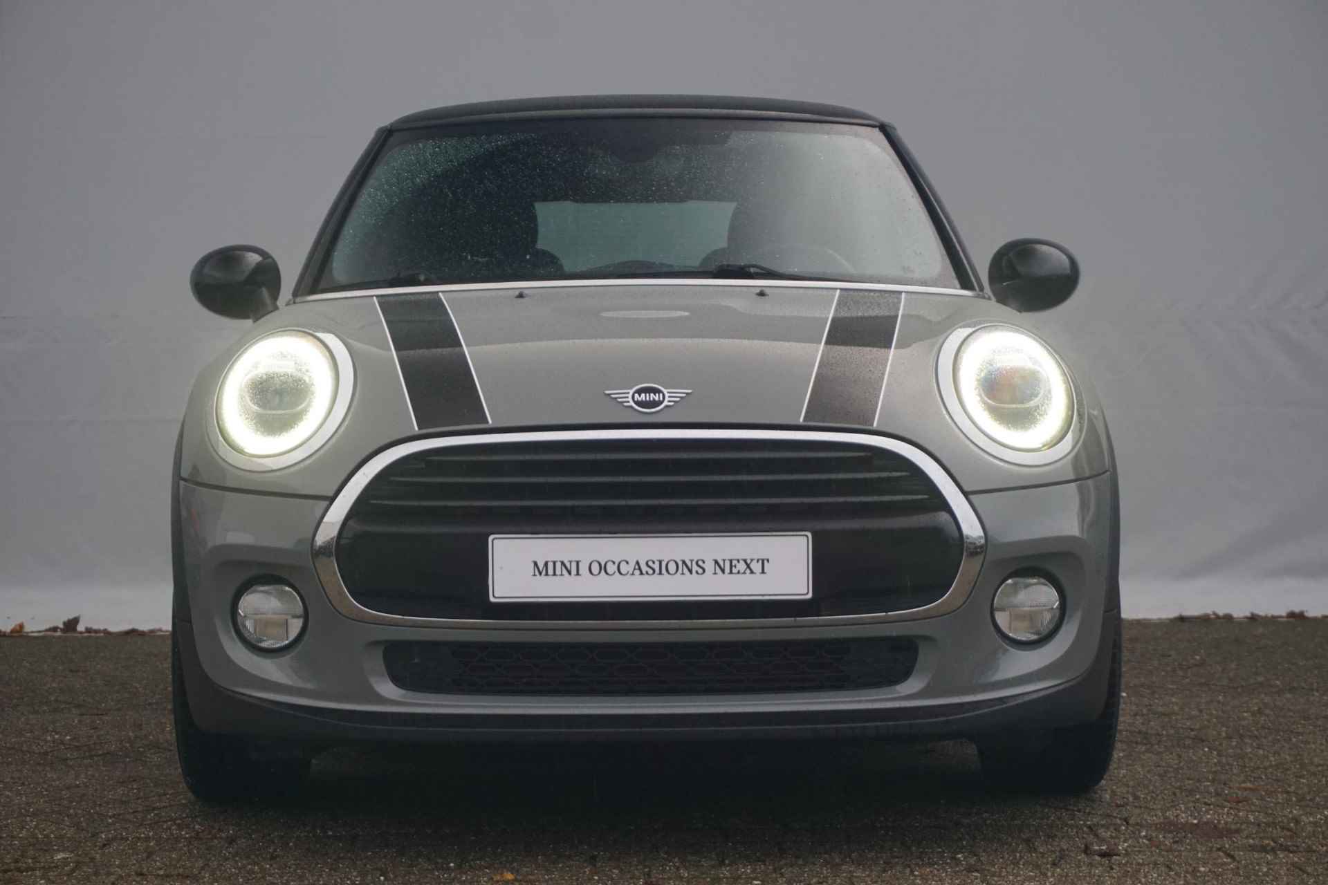 Mini 3-deurs 1.5 Cooper Salt / Navigatie / Parkeersensoren - 4/26