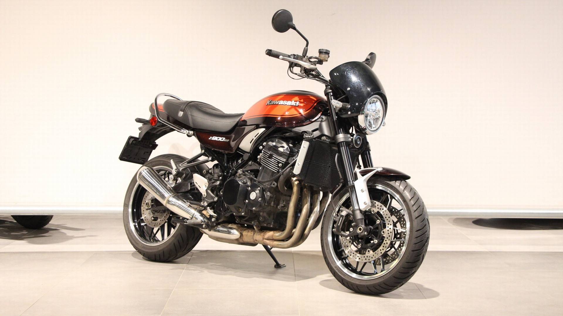 Kawasaki Z 900 RS - 3/9