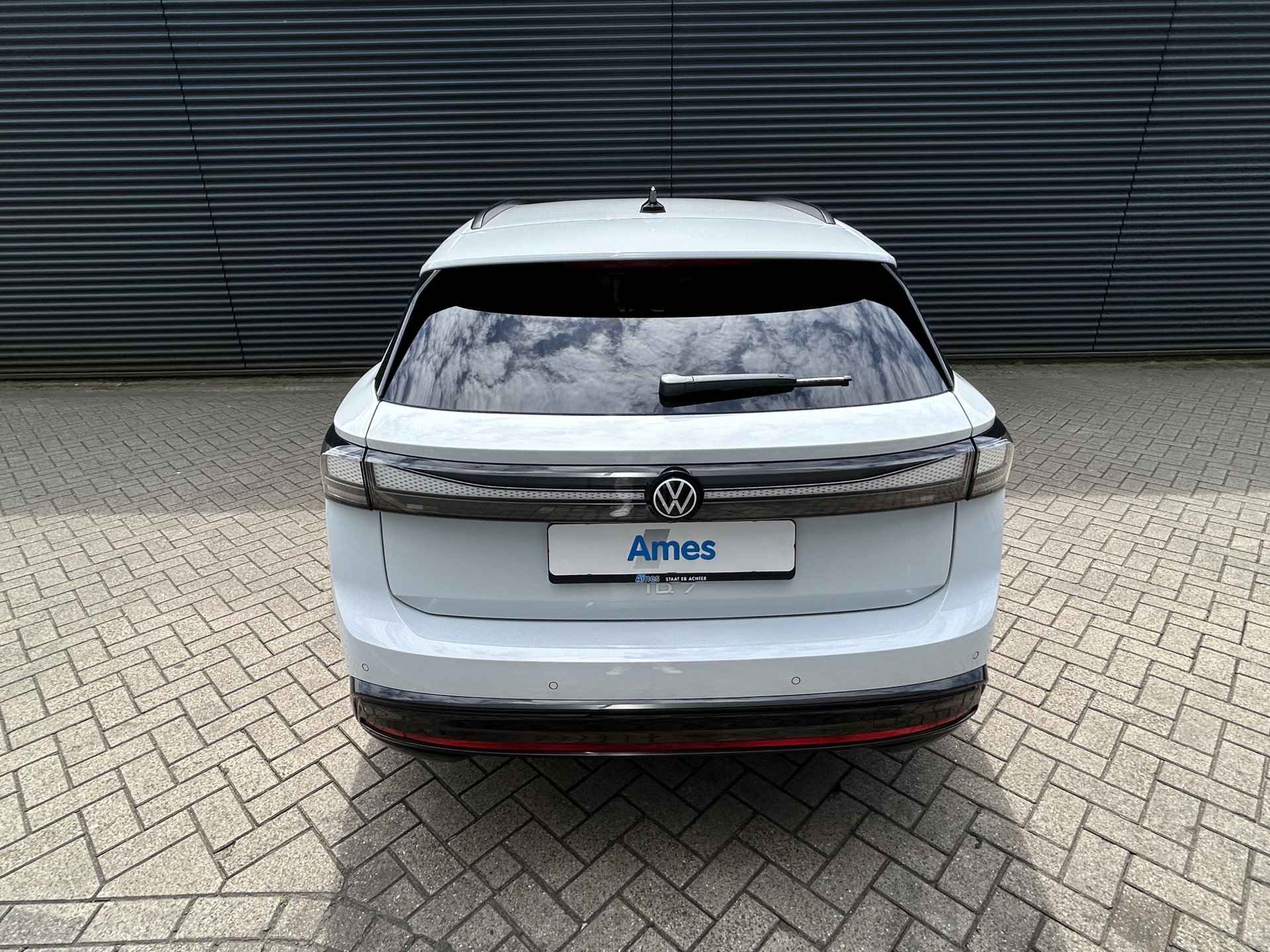 Volkswagen ID.7 Tourer 1st Edition | 360° Camera | Interieur Pakket | Trekhaak - 8/40