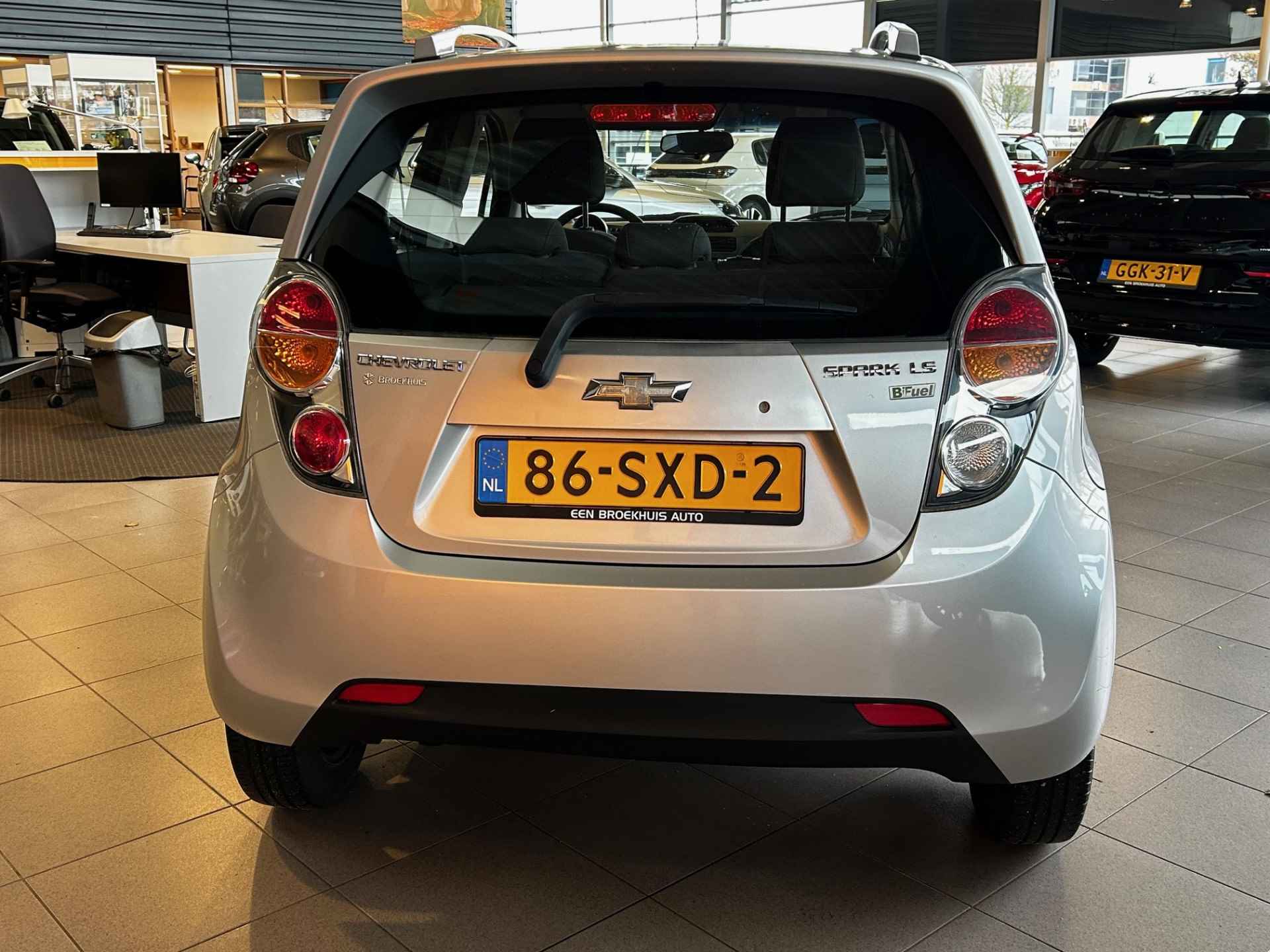 Chevrolet Spark 1.0 16V LS Bi-Fuel | 1e eigenaar | Dealer onderhouden | - 5/22