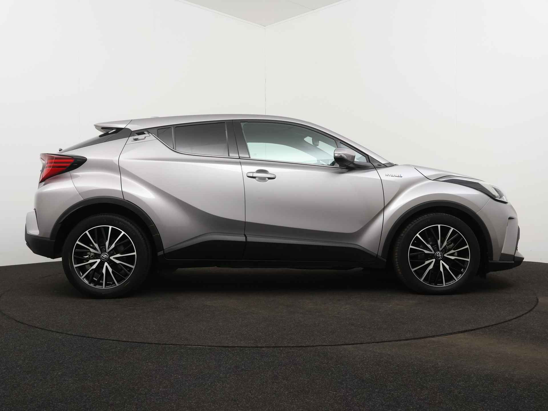 Toyota C-HR 1.8 Hybrid Executive Limited | JBL | Parkeersensoren | LED | LM velgen | Cruise Control Adaptief | Camera | Climate Control | Stoelverwarming | - 15/46