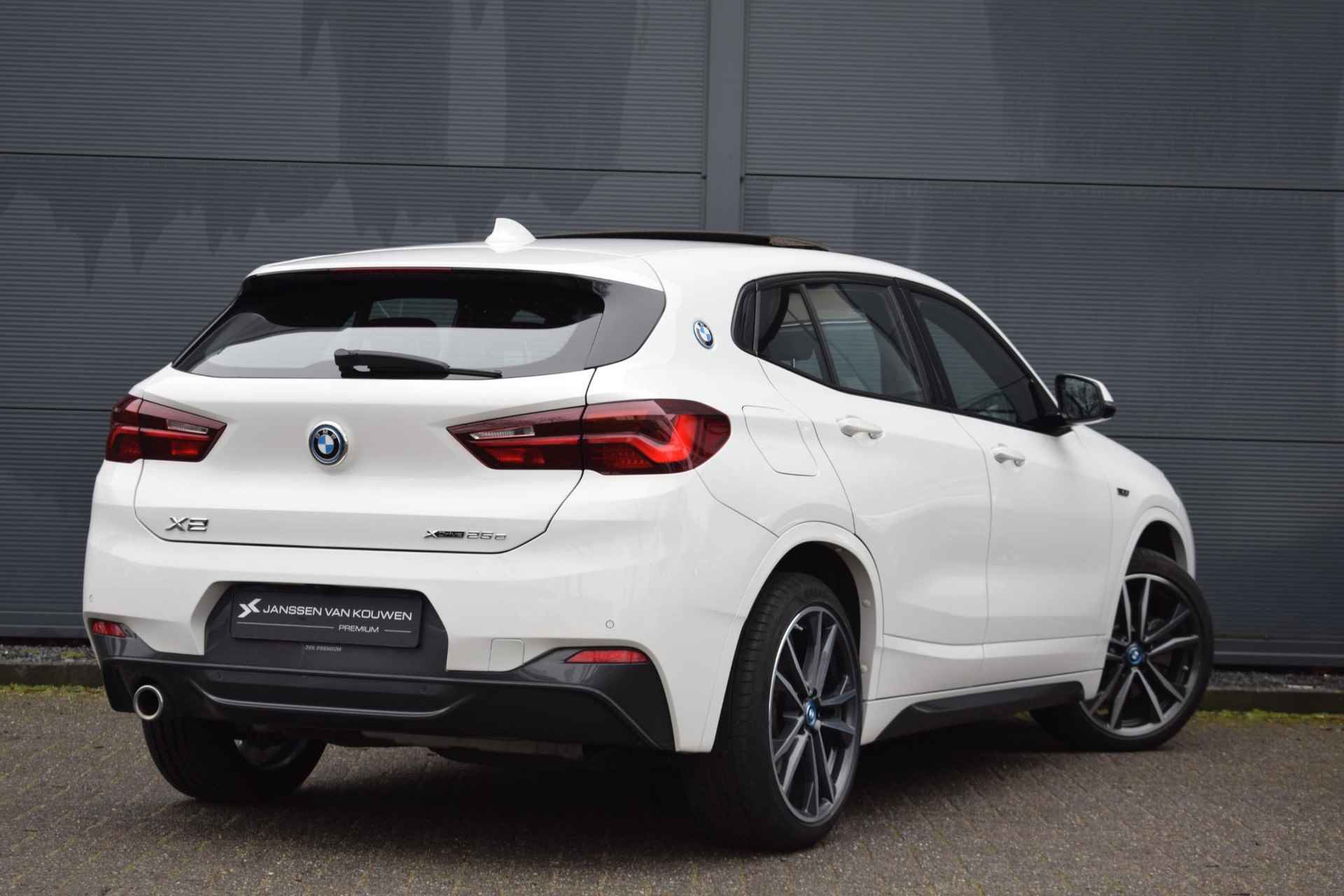 BMW X2 xDrive25e Executive / M-Sport / Pano / Camera / Apple Carplay - 6/59