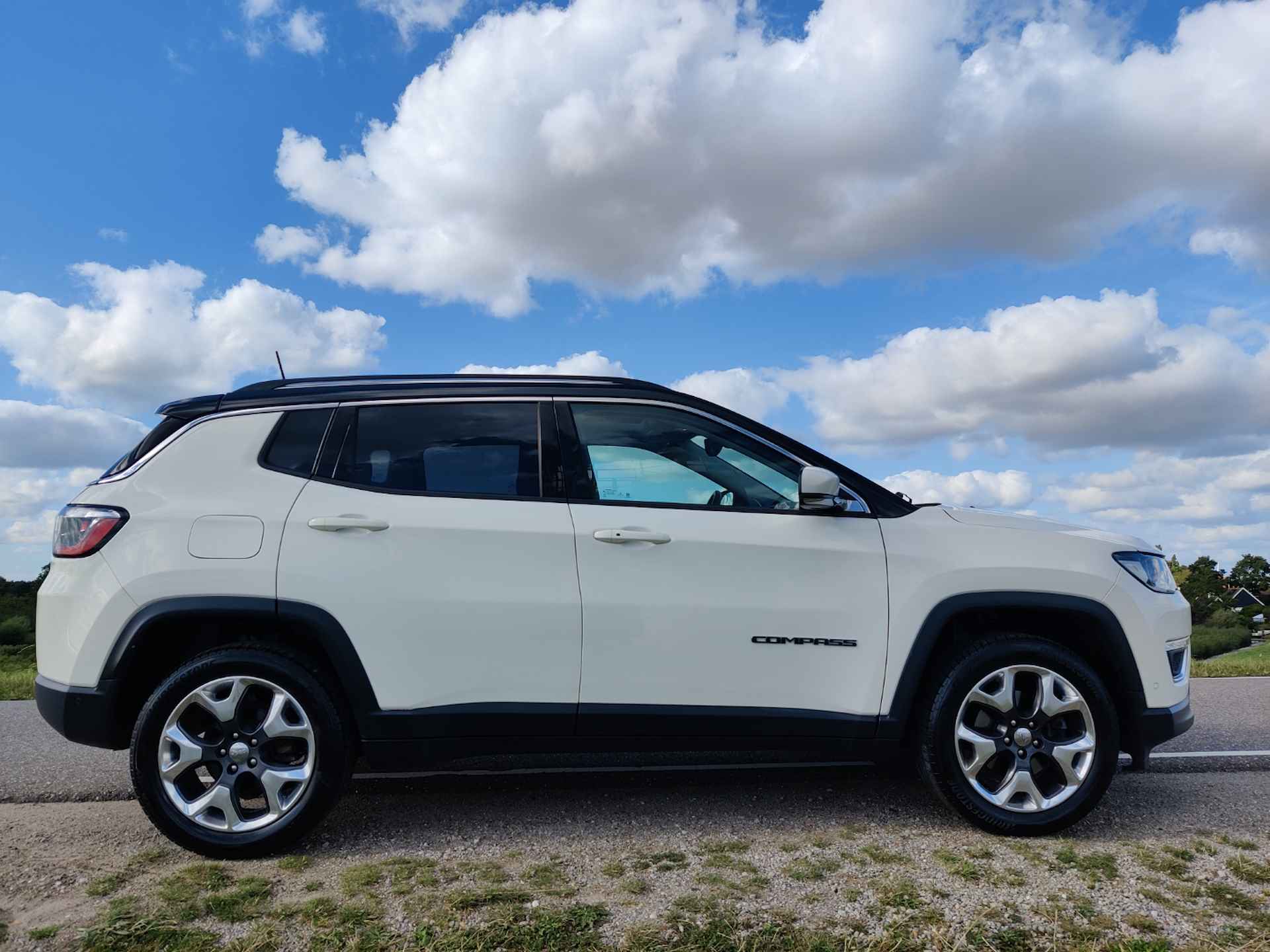 Jeep Compass 1.4 turbo 170PK 1800kg trekgewicht | Limited 4x4 | Full Options | Carplay | Beats - 16/34