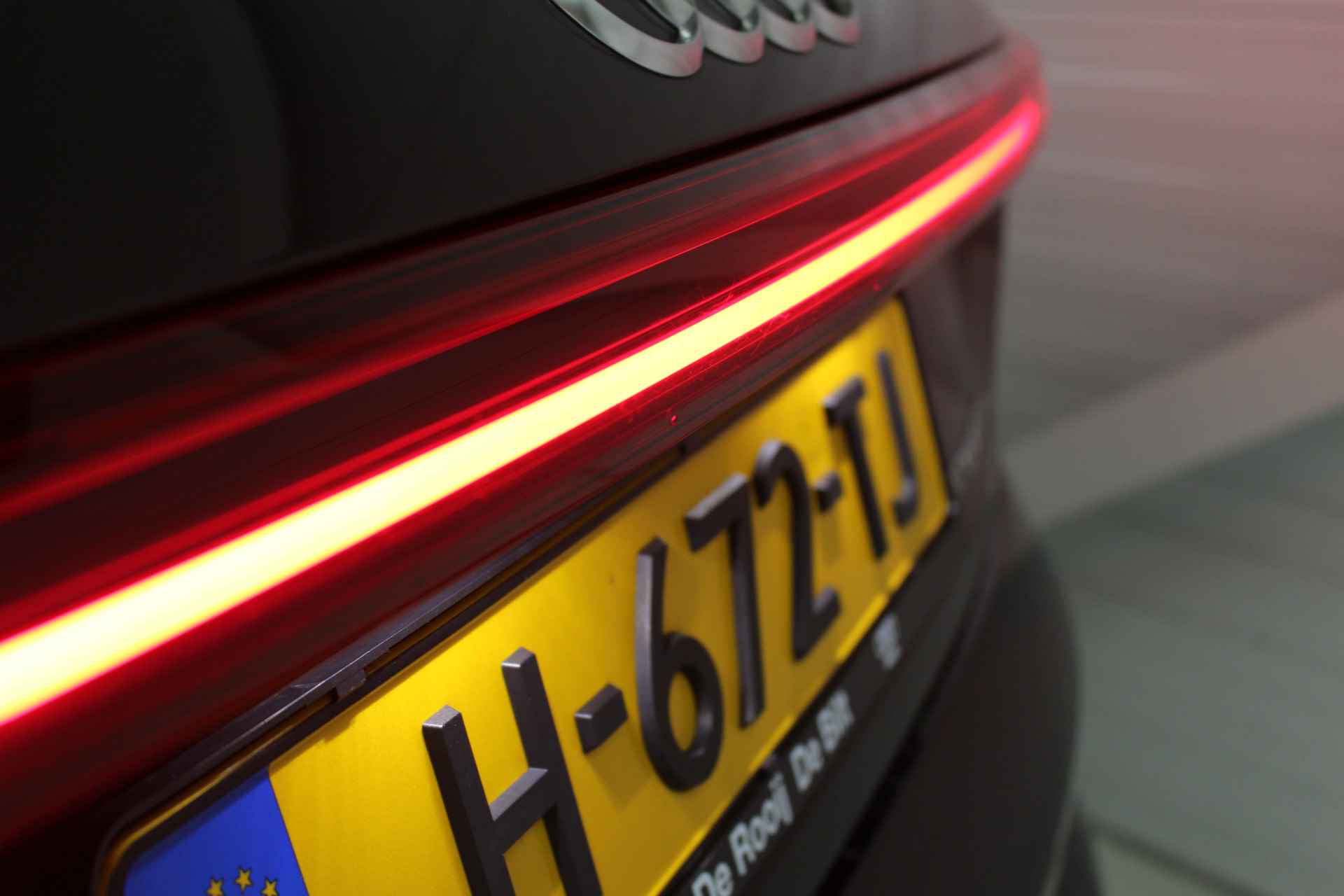 Audi e-tron e-tron 50 quattro Launch edition plus 71 kWh Panoramadak | Leder | Led Verlichting | 4% Bijtelling . - 5/26
