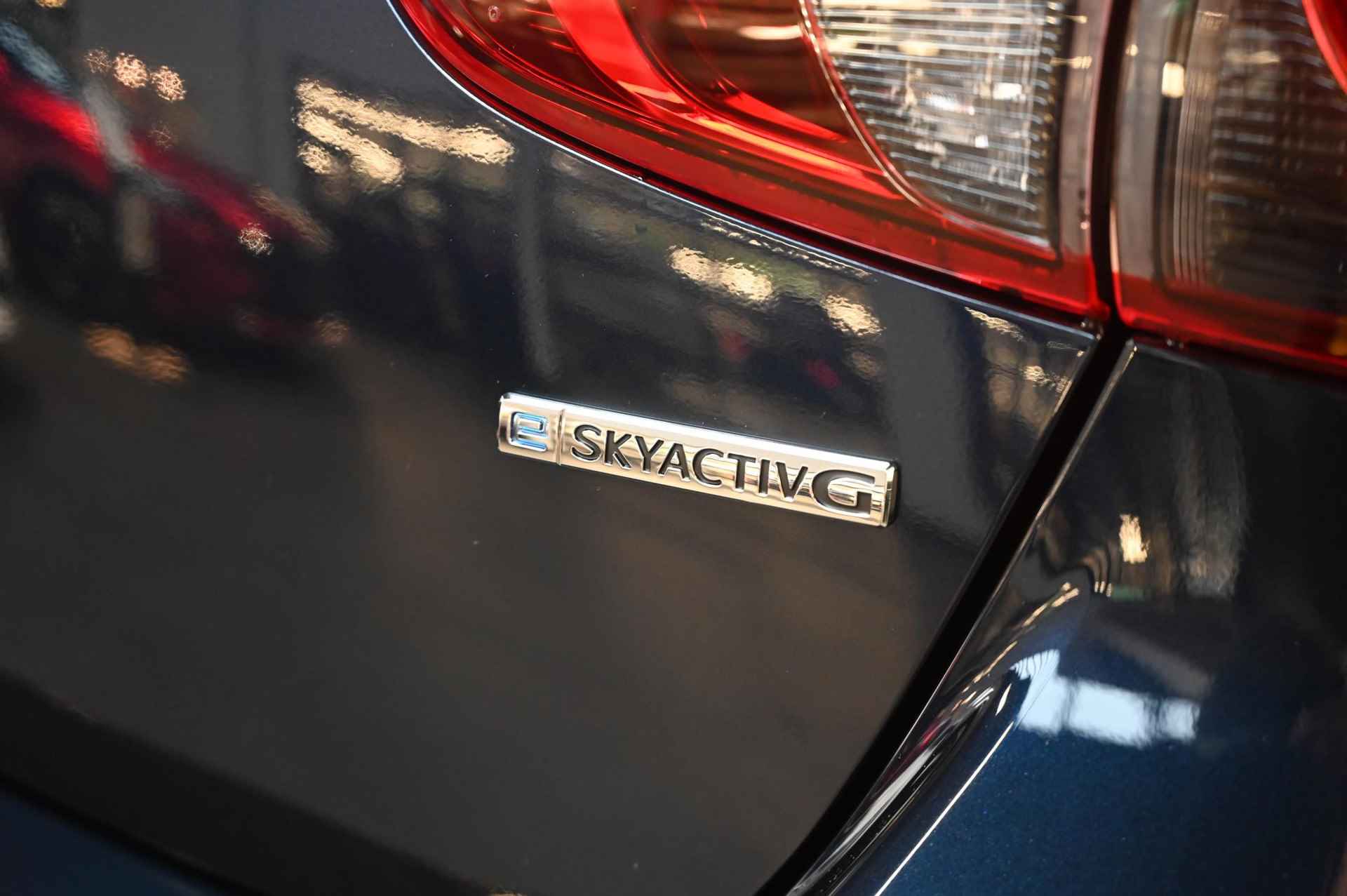 Mazda 2 e-SkyActiv-G 90 6MT Exclusive-Line met DA Pack *Diverse kleuren en transmissies leverbaar* *Actie: nu met €2.850 instapvoordeel* - 12/44