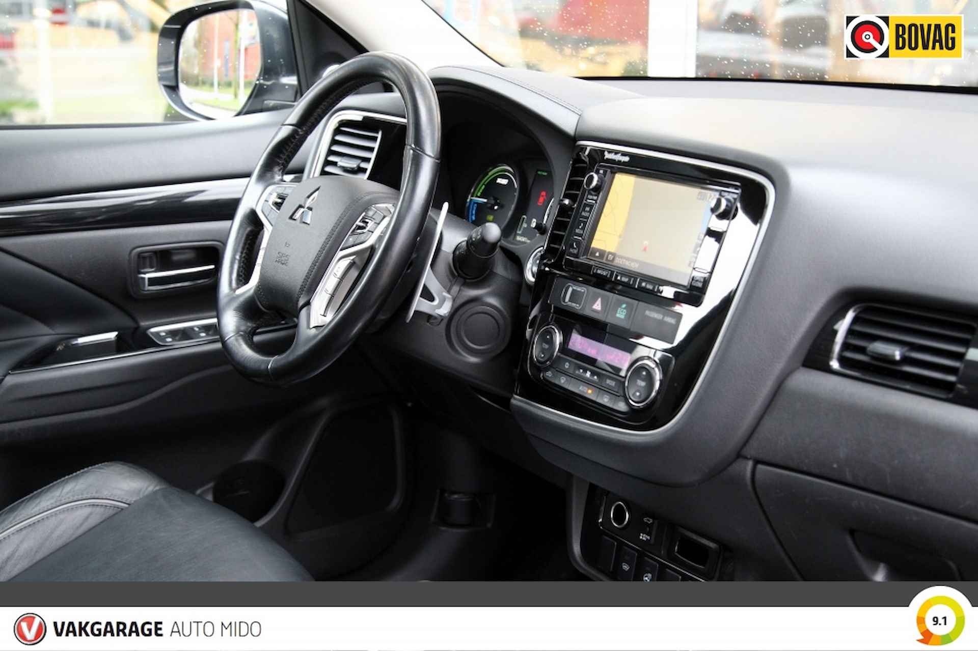 Mitsubishi Outlander 2.0 PHEV Instyle+ Trekhaak -Adaptieve Cruise Control- -Elektr. s - 40/59