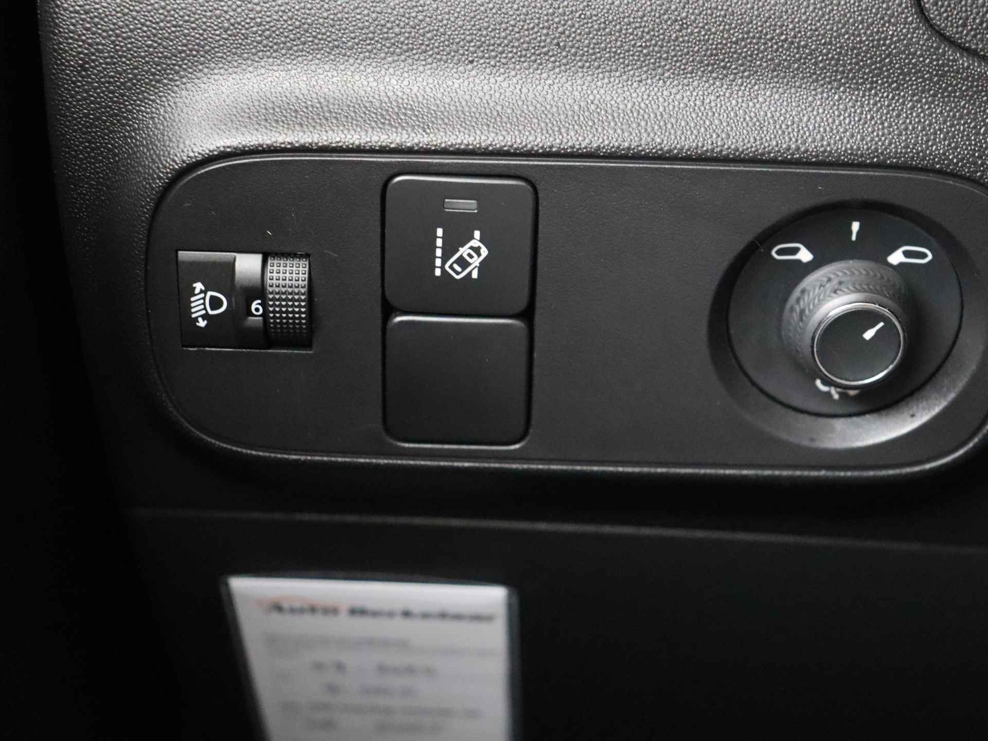 Citroën C3 1.2 PureTech S&S Feel 5 deurs Climate Control | Navigatie | Parkeerhulp Achter - 27/35