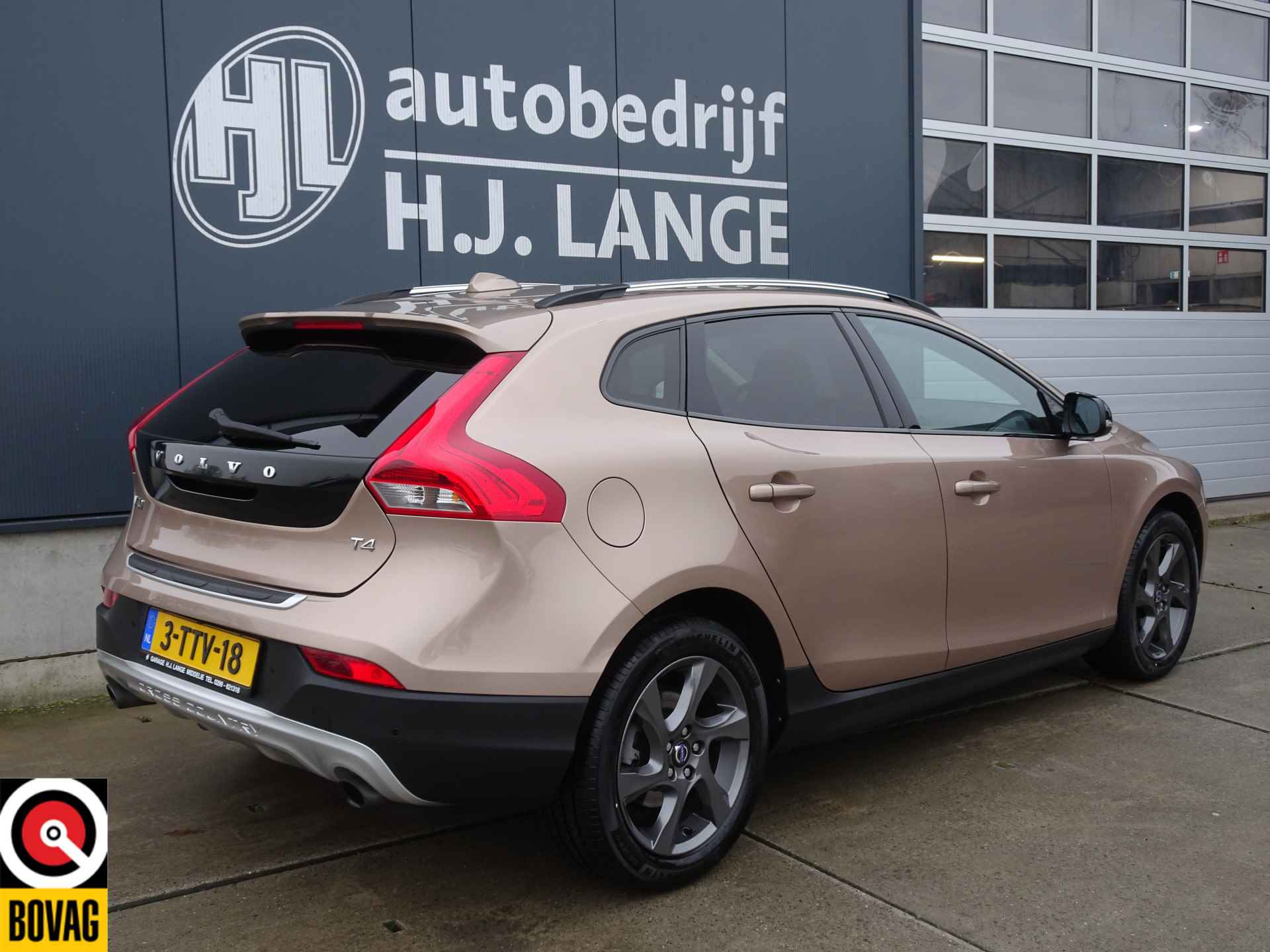 Volvo V40 Cross Country 1.6 T4 Momentum - 6/38