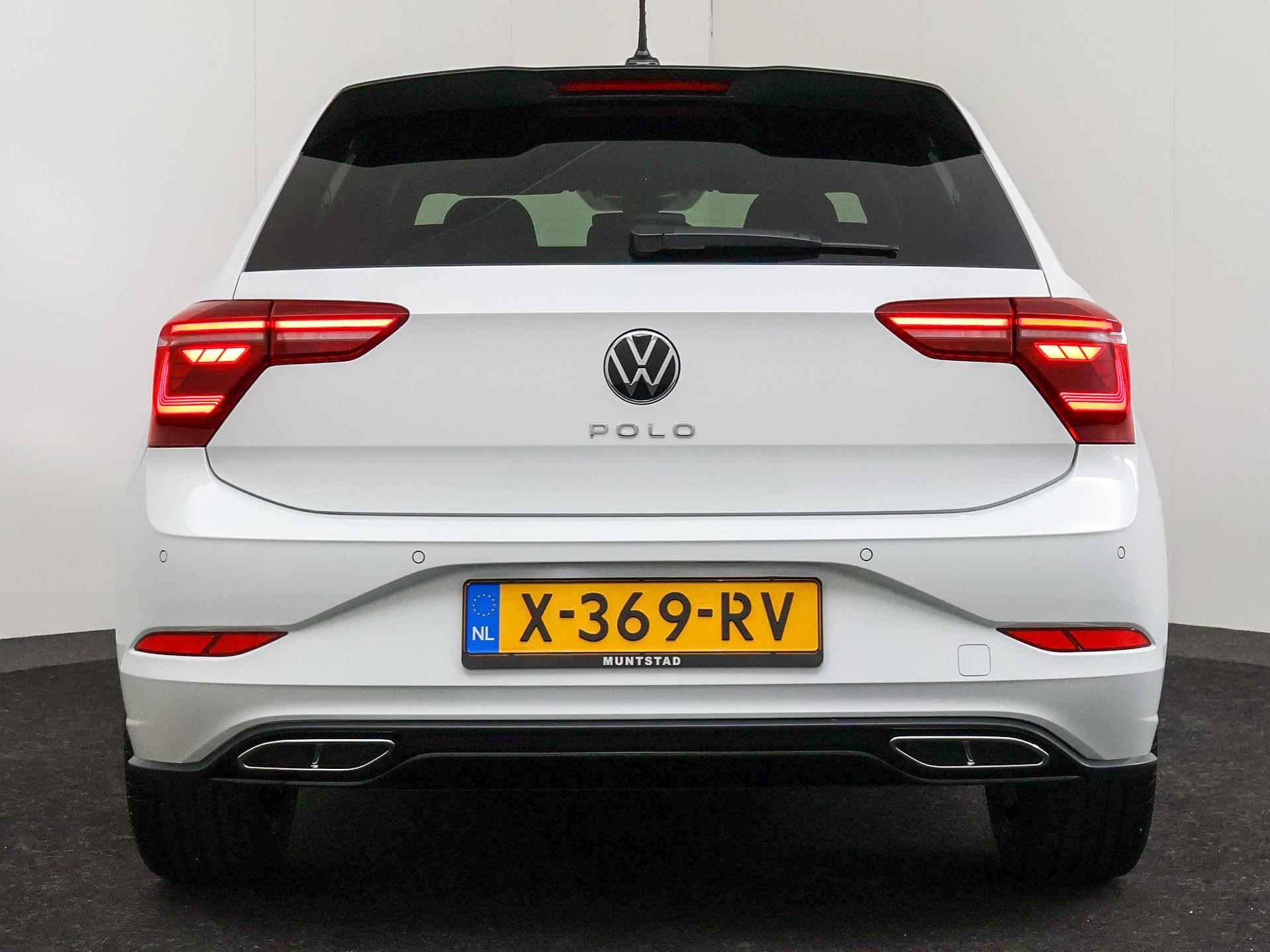 Volkswagen Polo 1.0 TSI 95PK R-Line | IQ.Light | Camera | Navigatie | Apple CarPlay | Keyless | 17" 'Bergamo' | Adaptive Cruise | Getint Glas | - 9/47