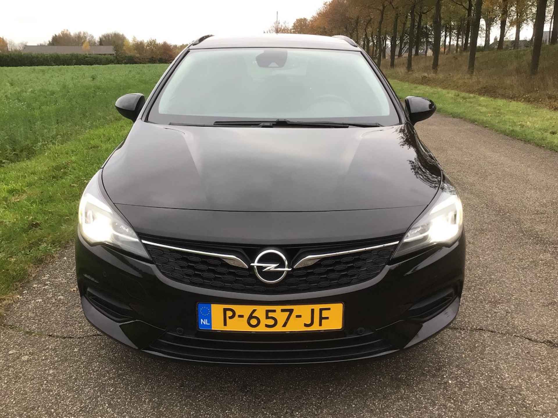 OPEL Astra 1.2 Business Elegance - 2/12